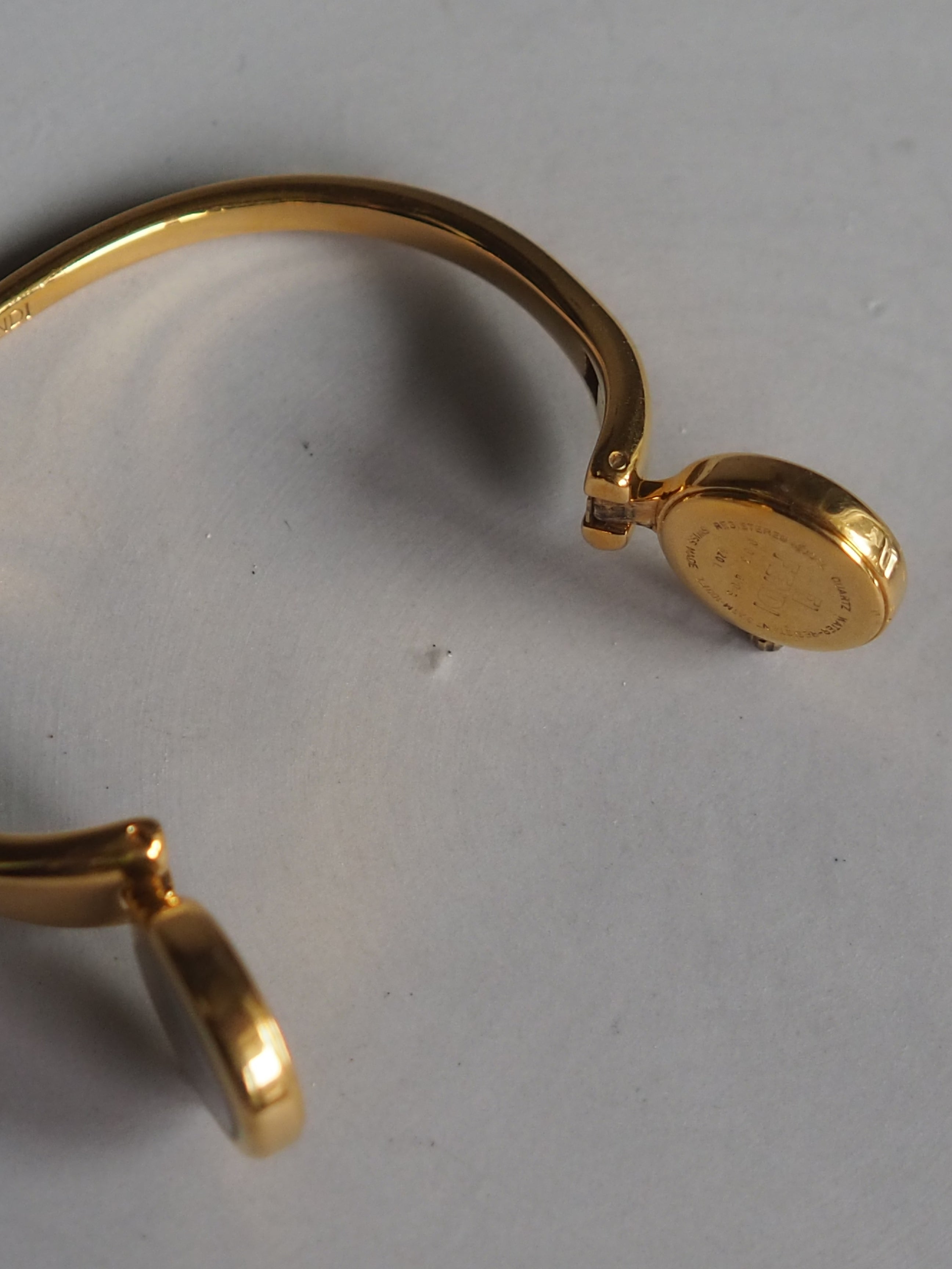 FENDI フェンディ ダブルフェイス ウォッチ 腕時計 デュアルタイム