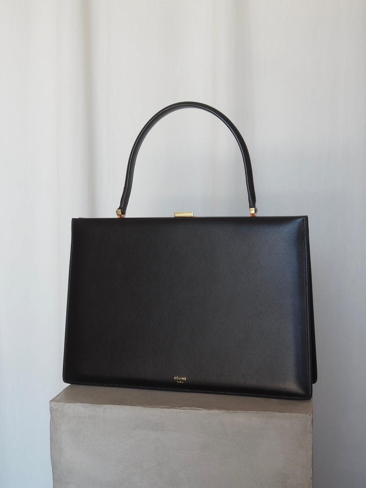 CÉLINE by Phoebe Philo Clasp Medium Hand Bag