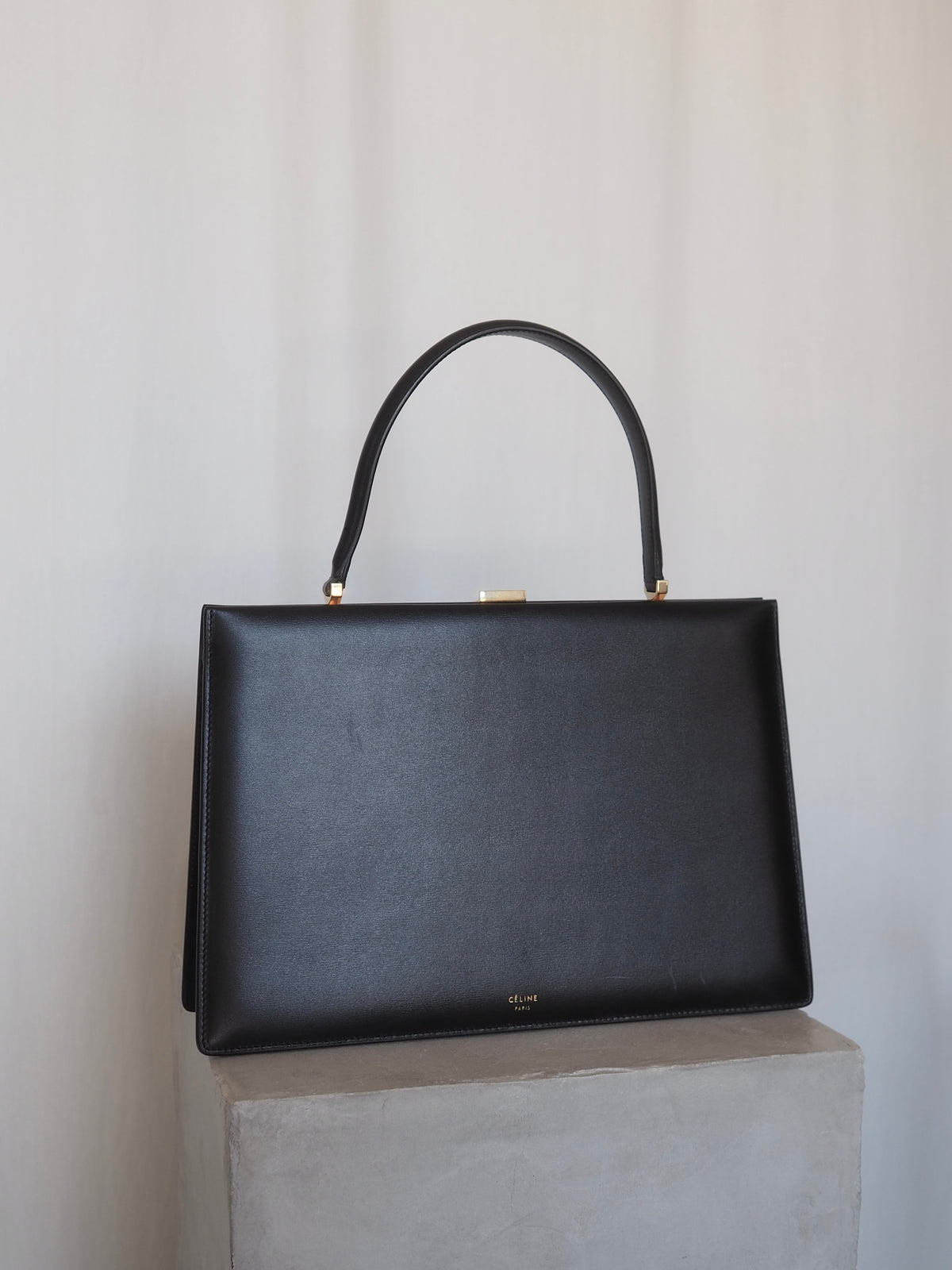 CÉLINE by Phoebe Philo Clasp Medium Hand Bag