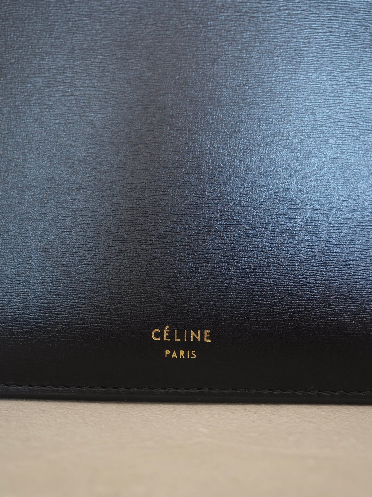 CÉLINE by Phoebe Philo Clasp Medium Hand Bag