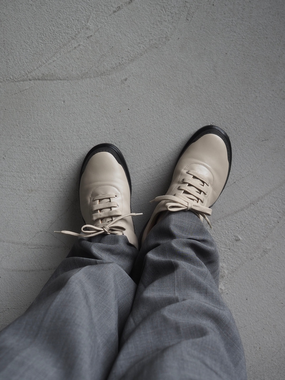 HERMÈS Leather Lace-Up Shoes