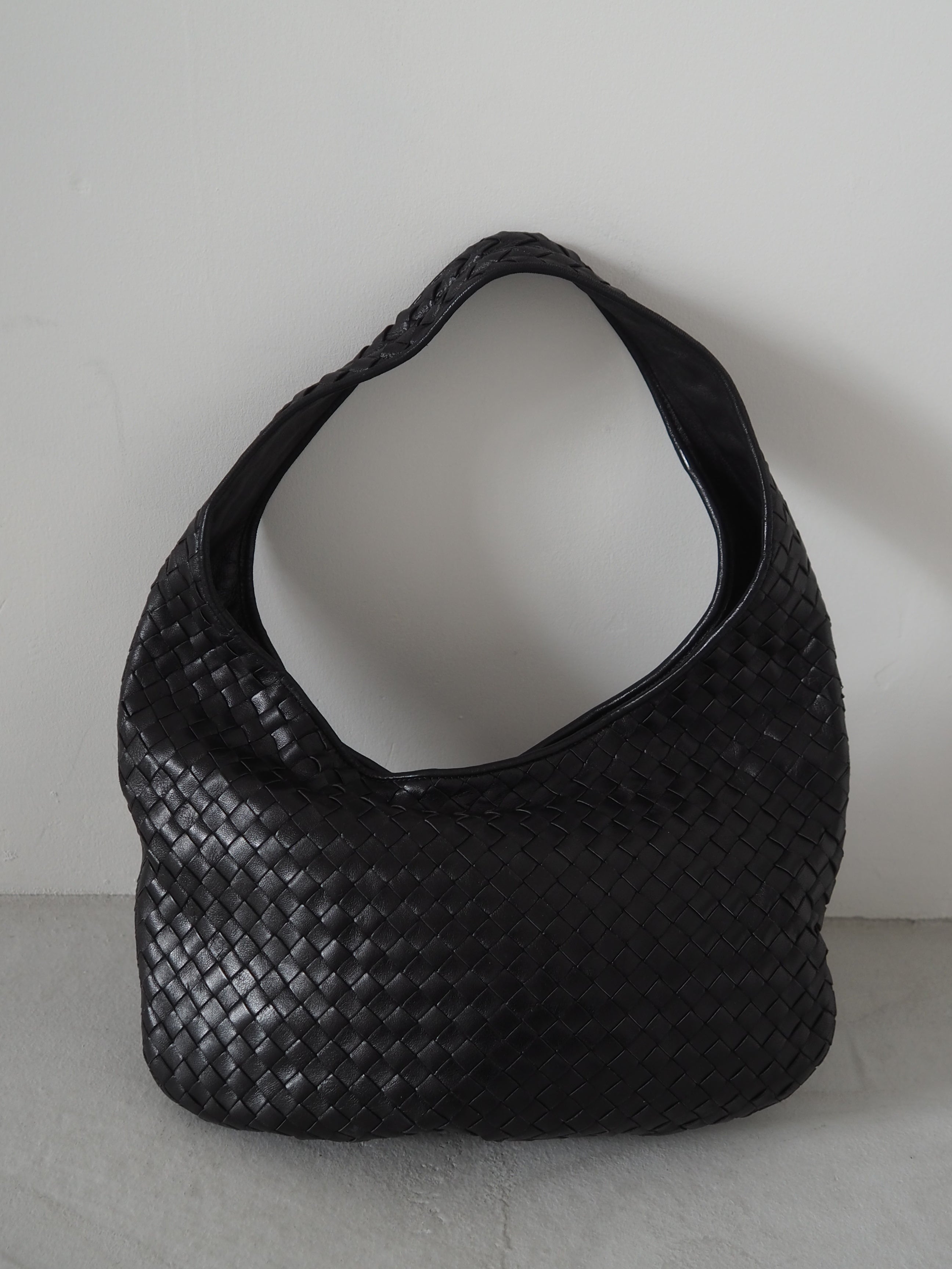 BOTTEGA VENETA ボッテガヴェネタ イントレチャート ショルダーバッグ