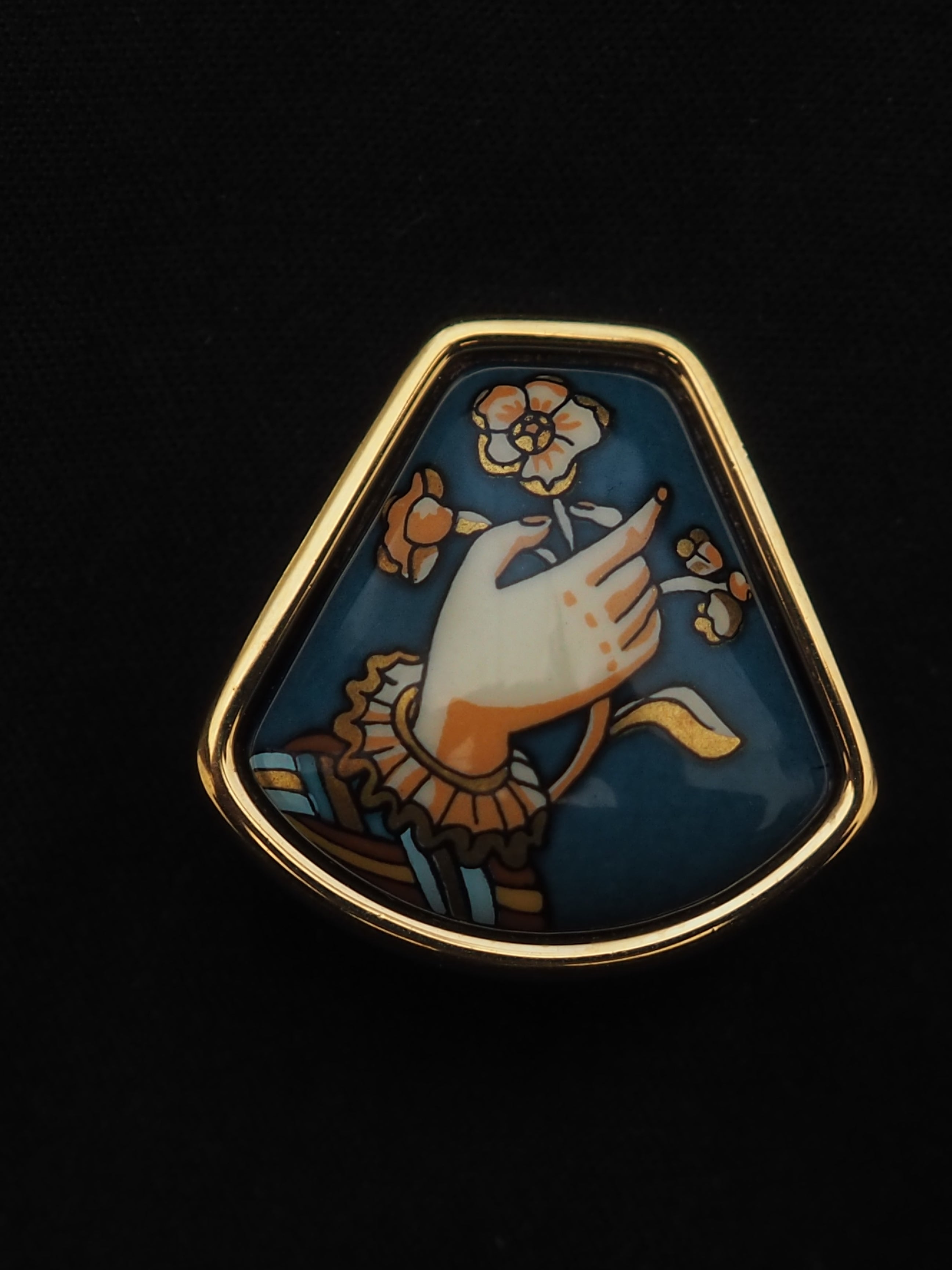 HERMÈS Emaille Earrings