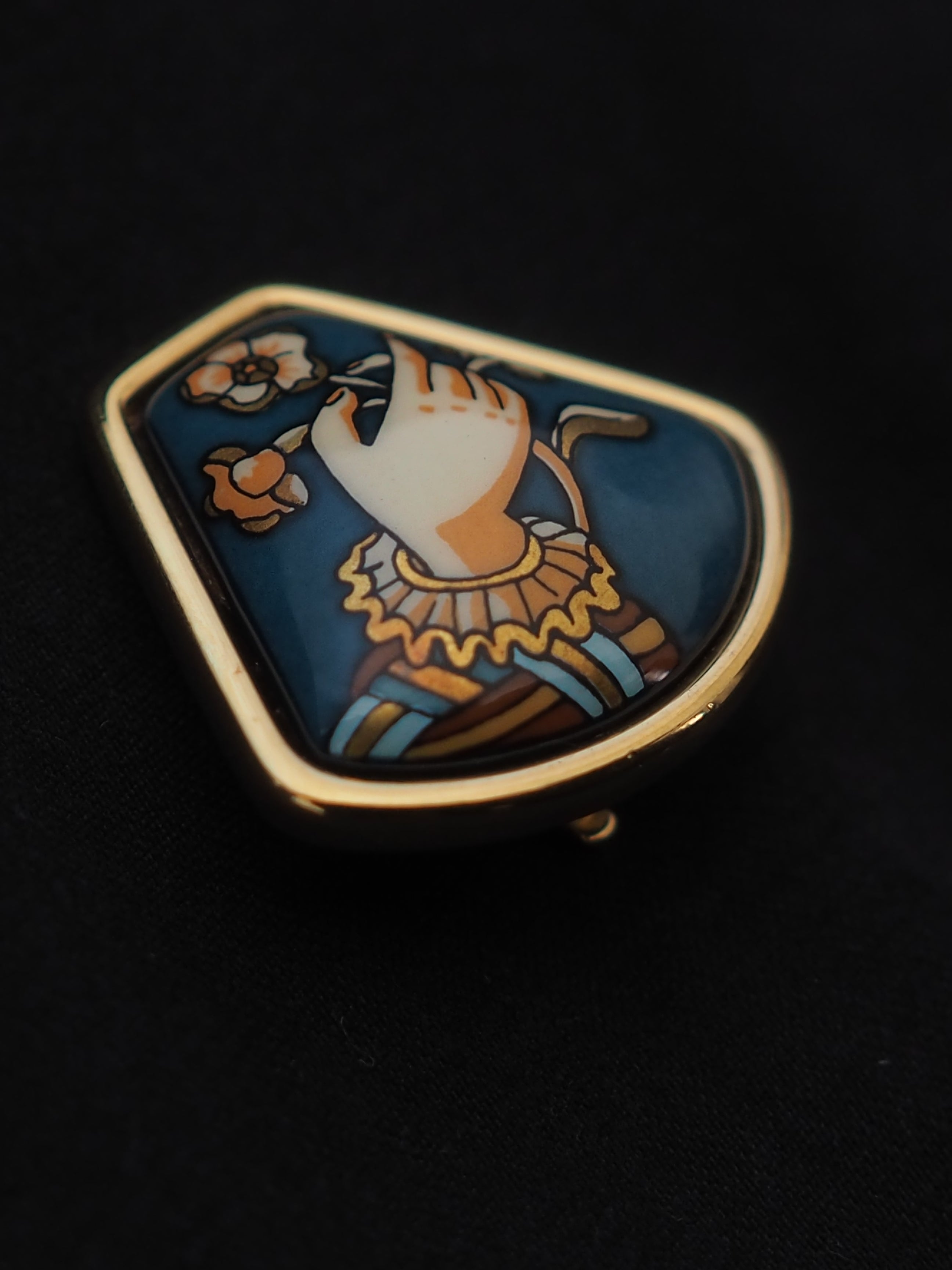 HERMÈS Emaille Earrings