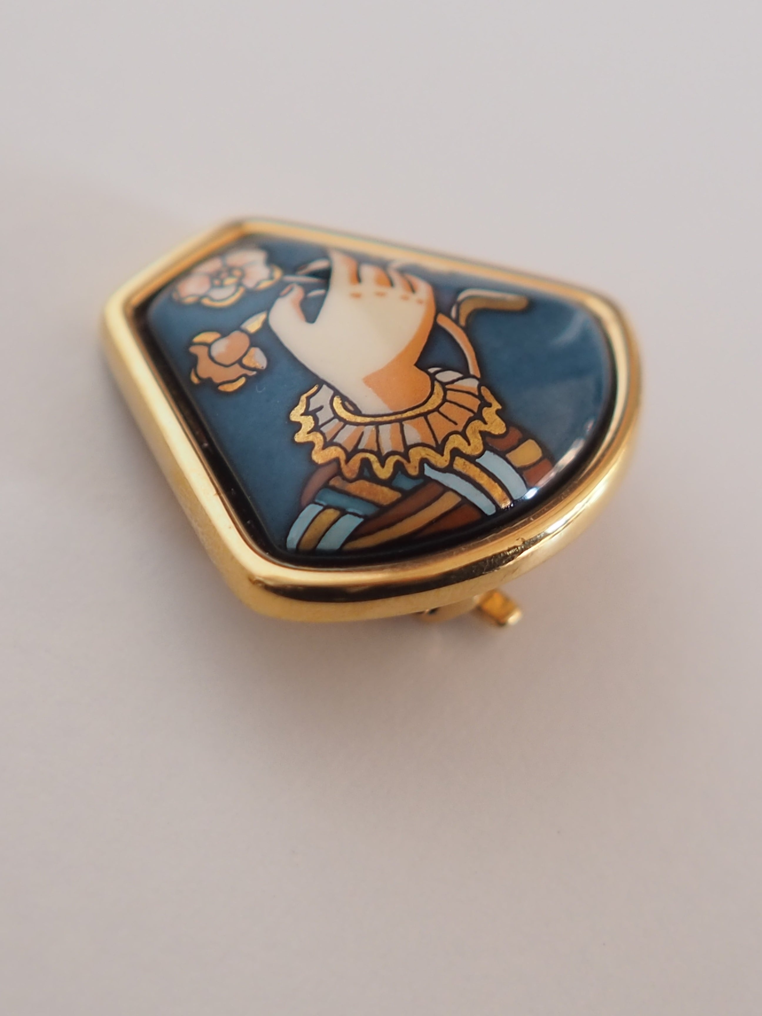 HERMÈS Emaille Earrings