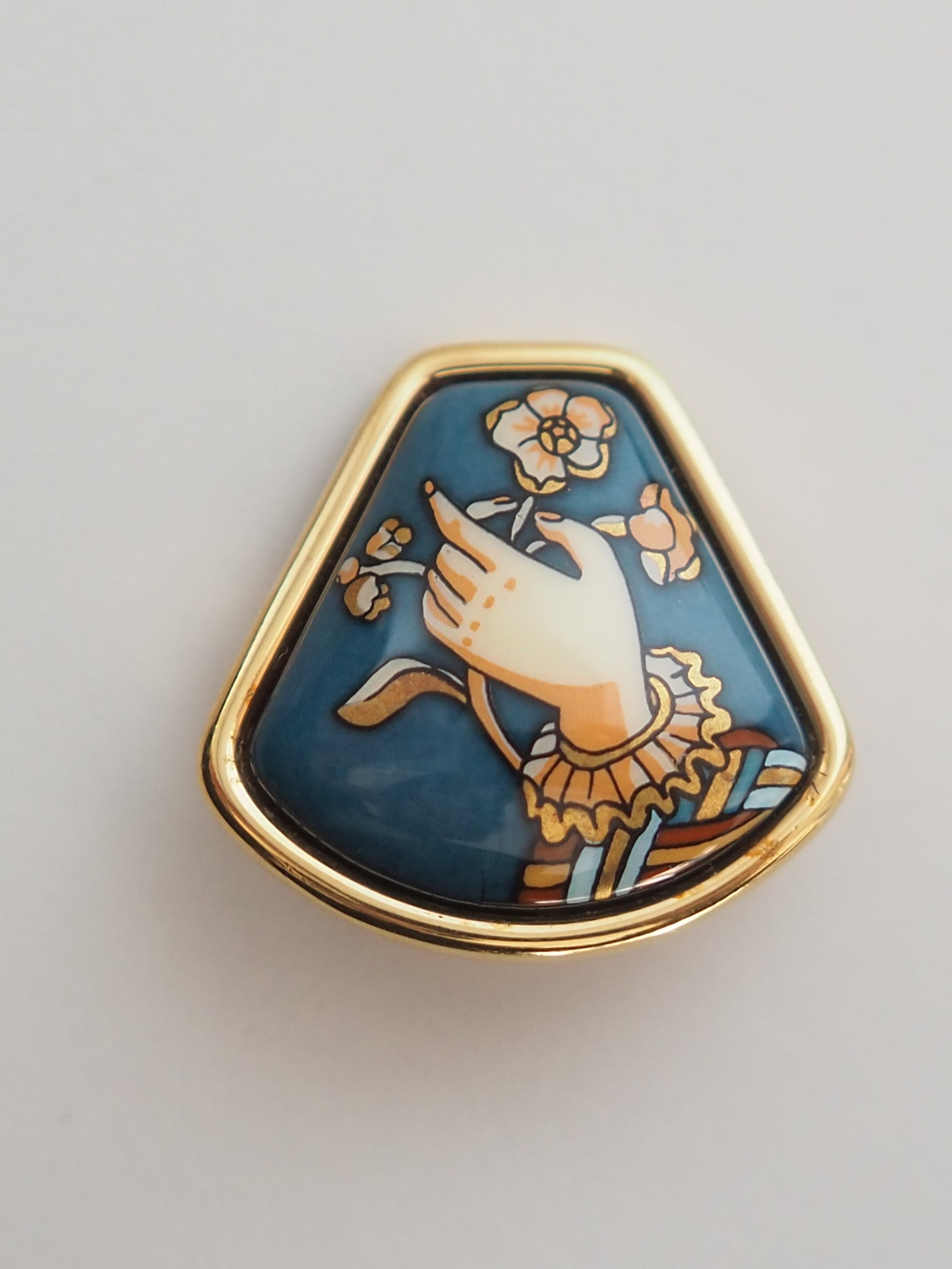 HERMÈS Emaille Earrings