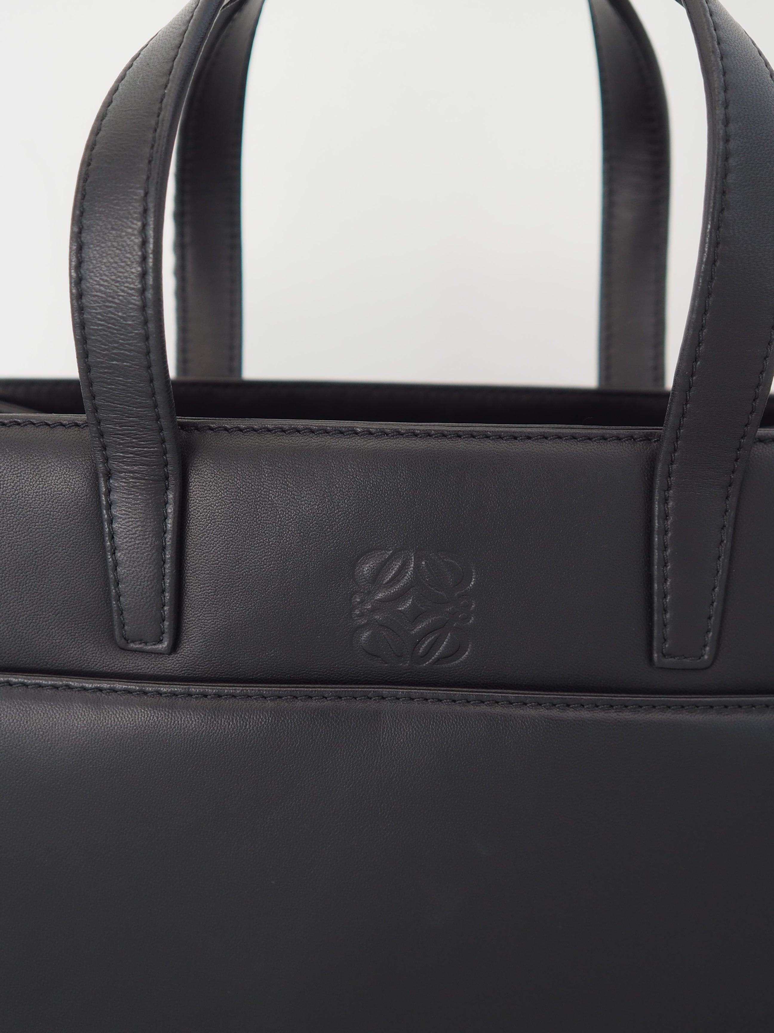 LOEWE ロエベ アナグラム 2way ハンド ショルダーバッグ ナッパレザー