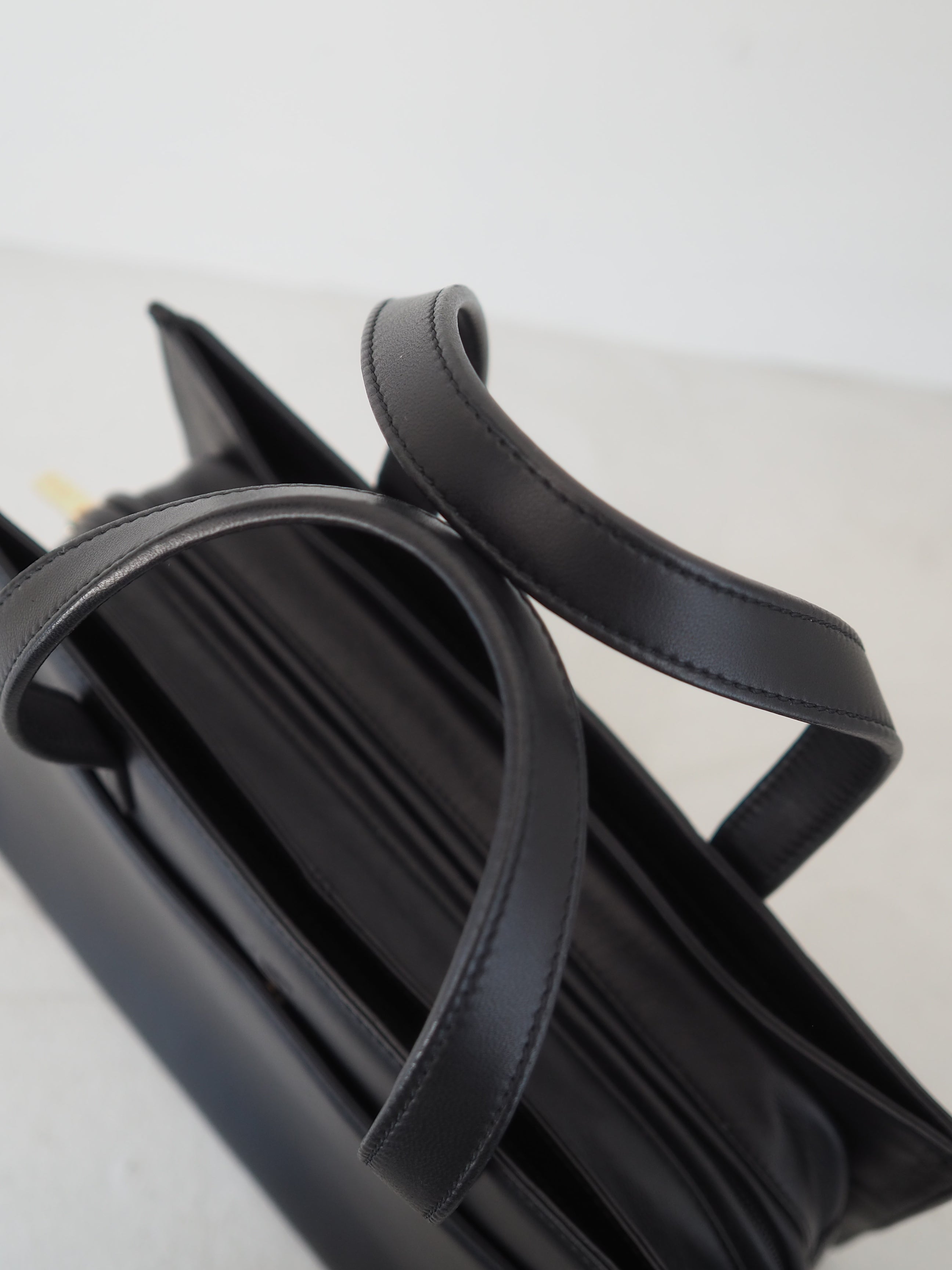 LOEWE ロエベ ゴヤ ビジネスバッグ 2way レザー アナグラム ブラック LOEWE（ロエベ） 【新品未使用】ロエベ ゴヤ シン ブリーフケース