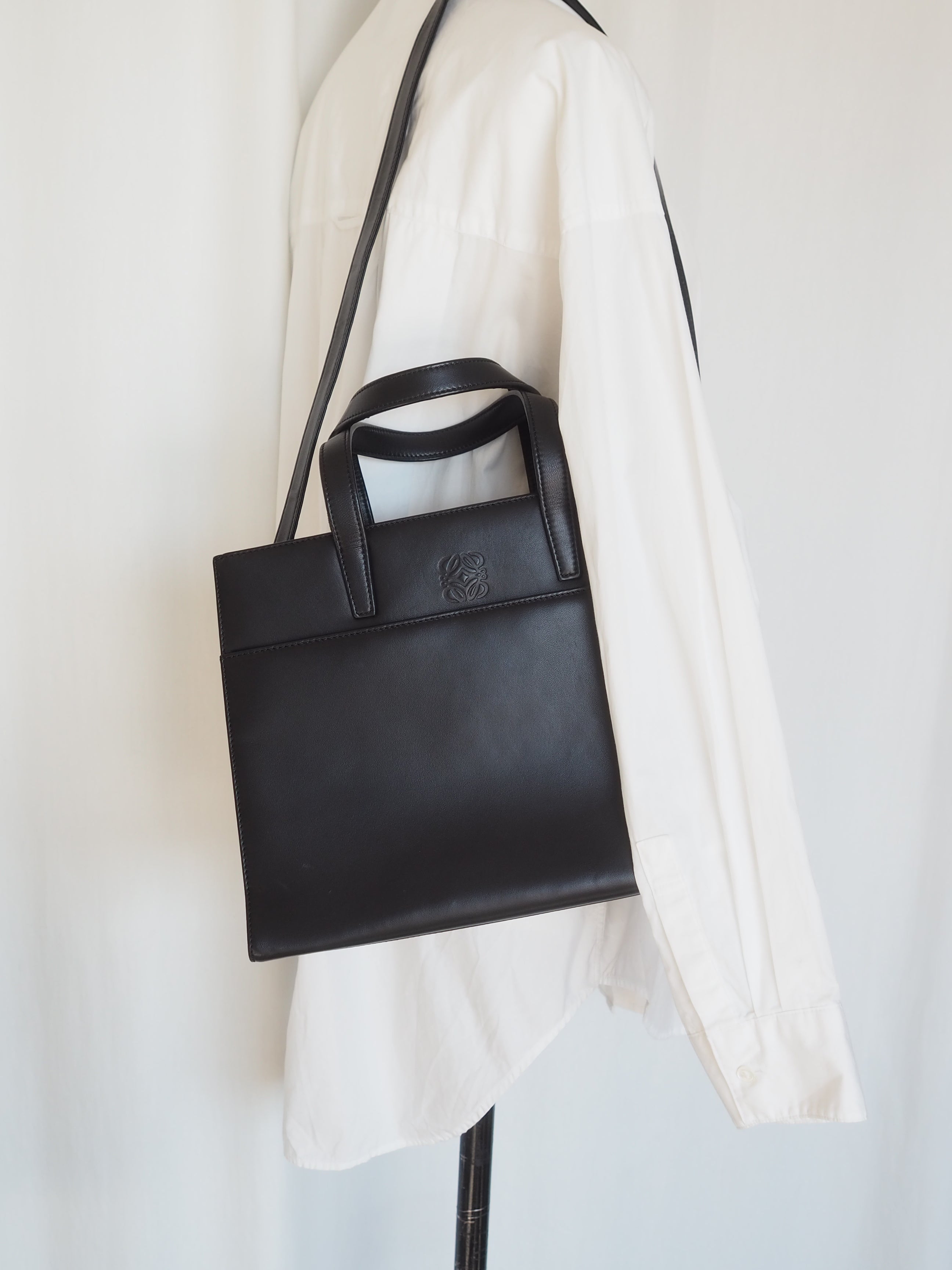LOEWE ロエベ アナグラム 2way ハンド ショルダーバッグ ナッパレザー