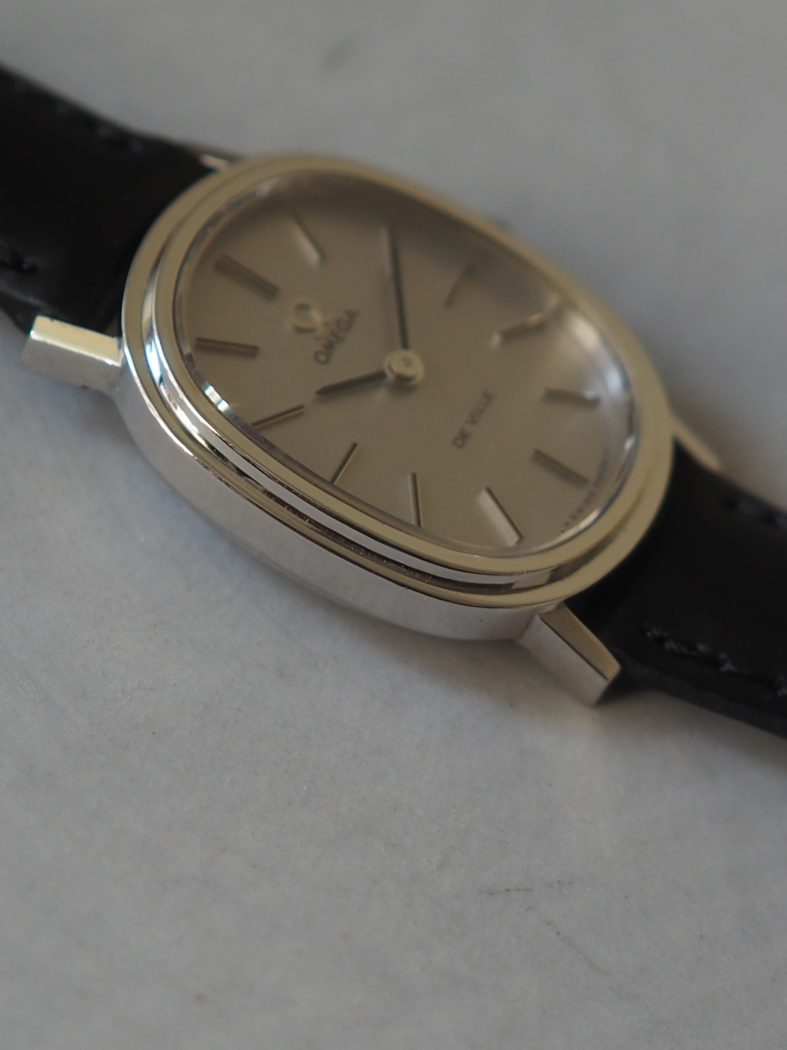 OMEGA オメガ DE VILLE デビル オーバル ウォッチ 腕時計 シルバー