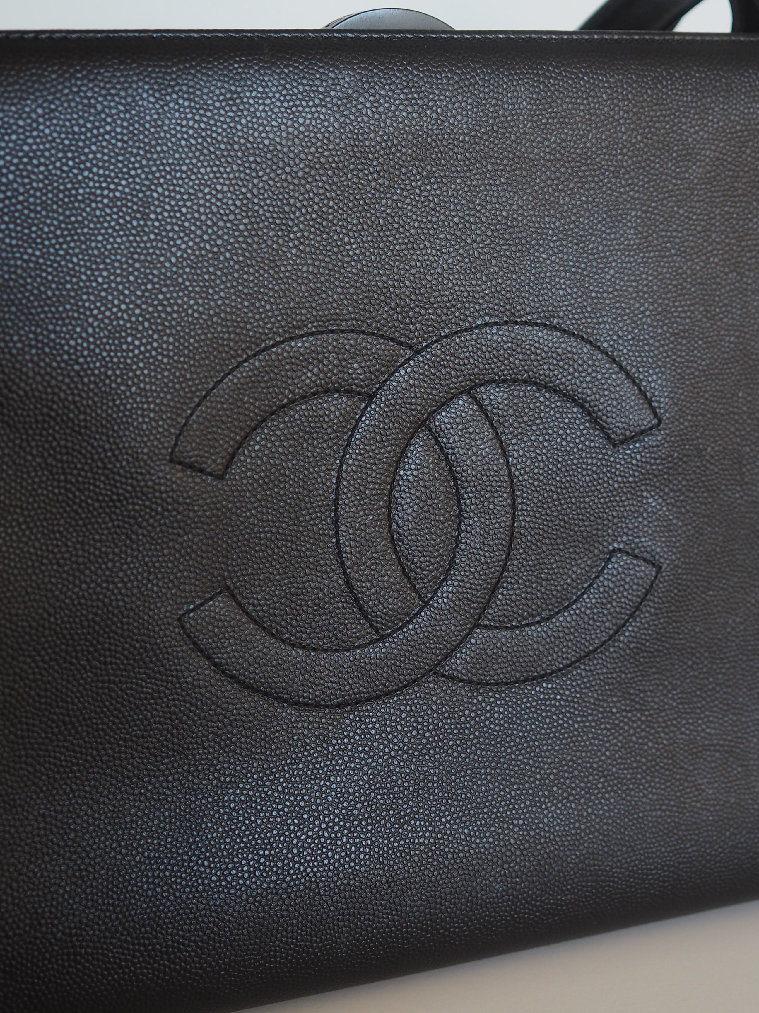 CHANEL Black Caviar Shoulder Bag