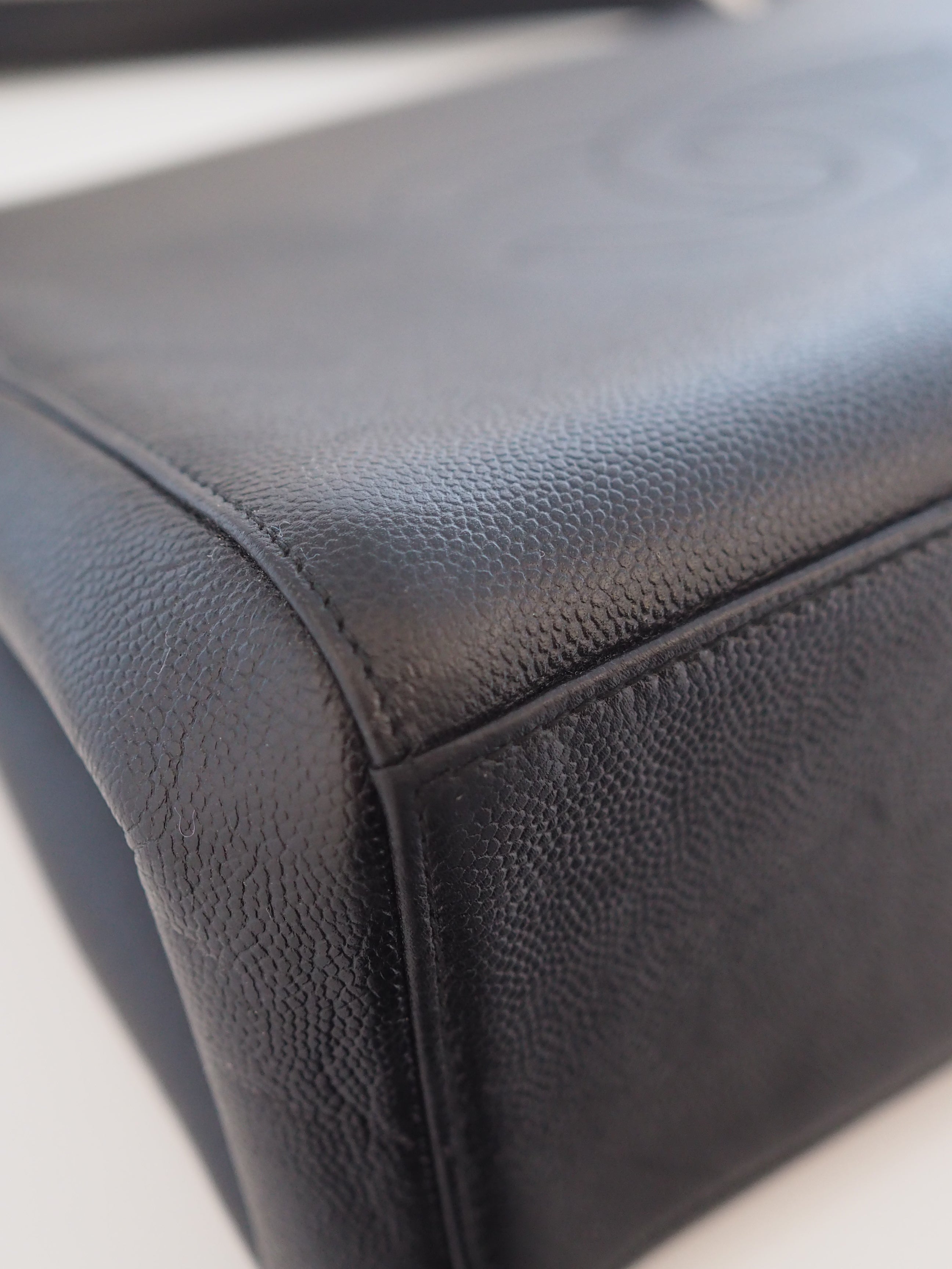 CHANEL Black Caviar Shoulder Bag