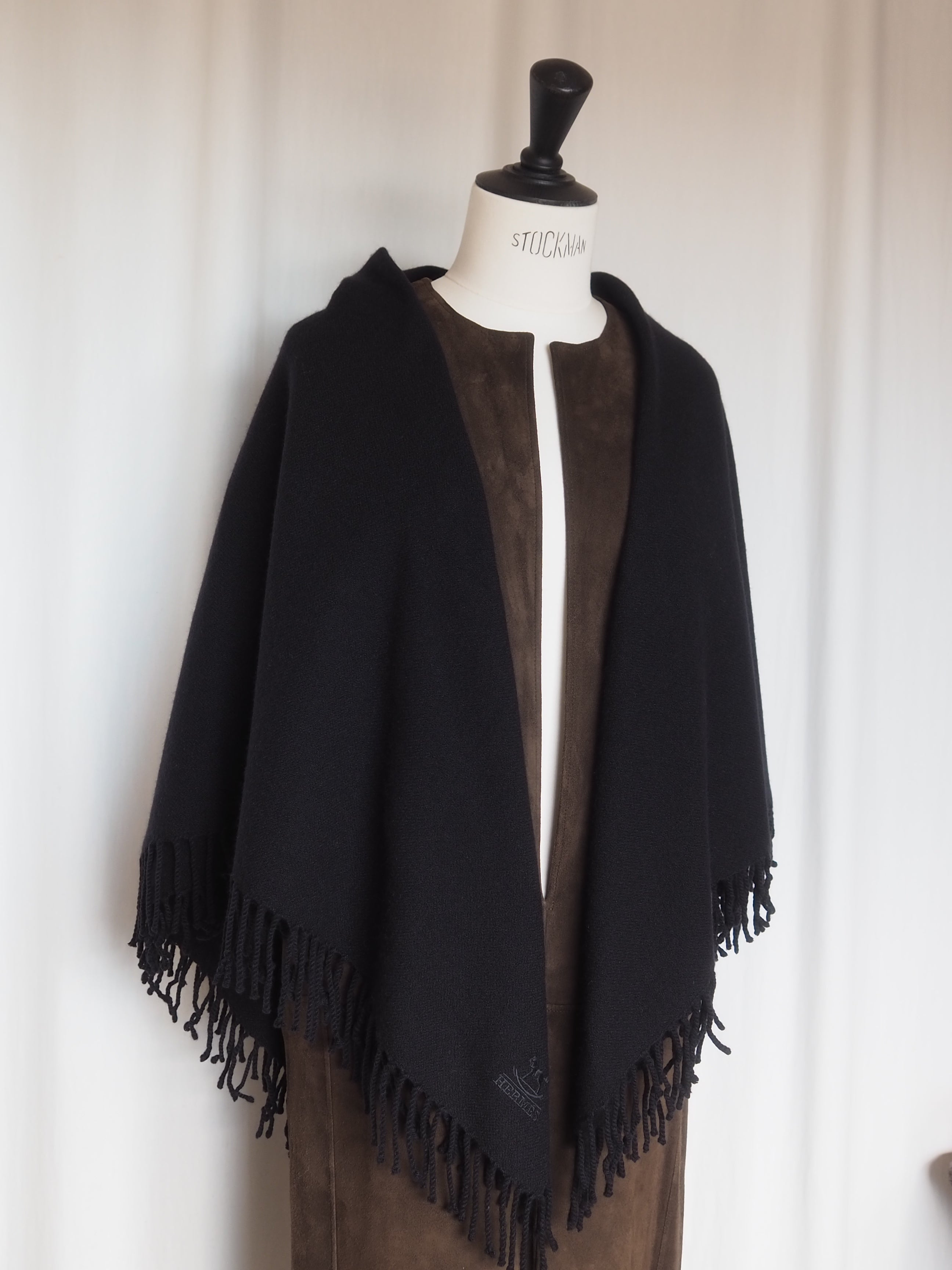 HERMÈS Oversized Cashmere Scarf