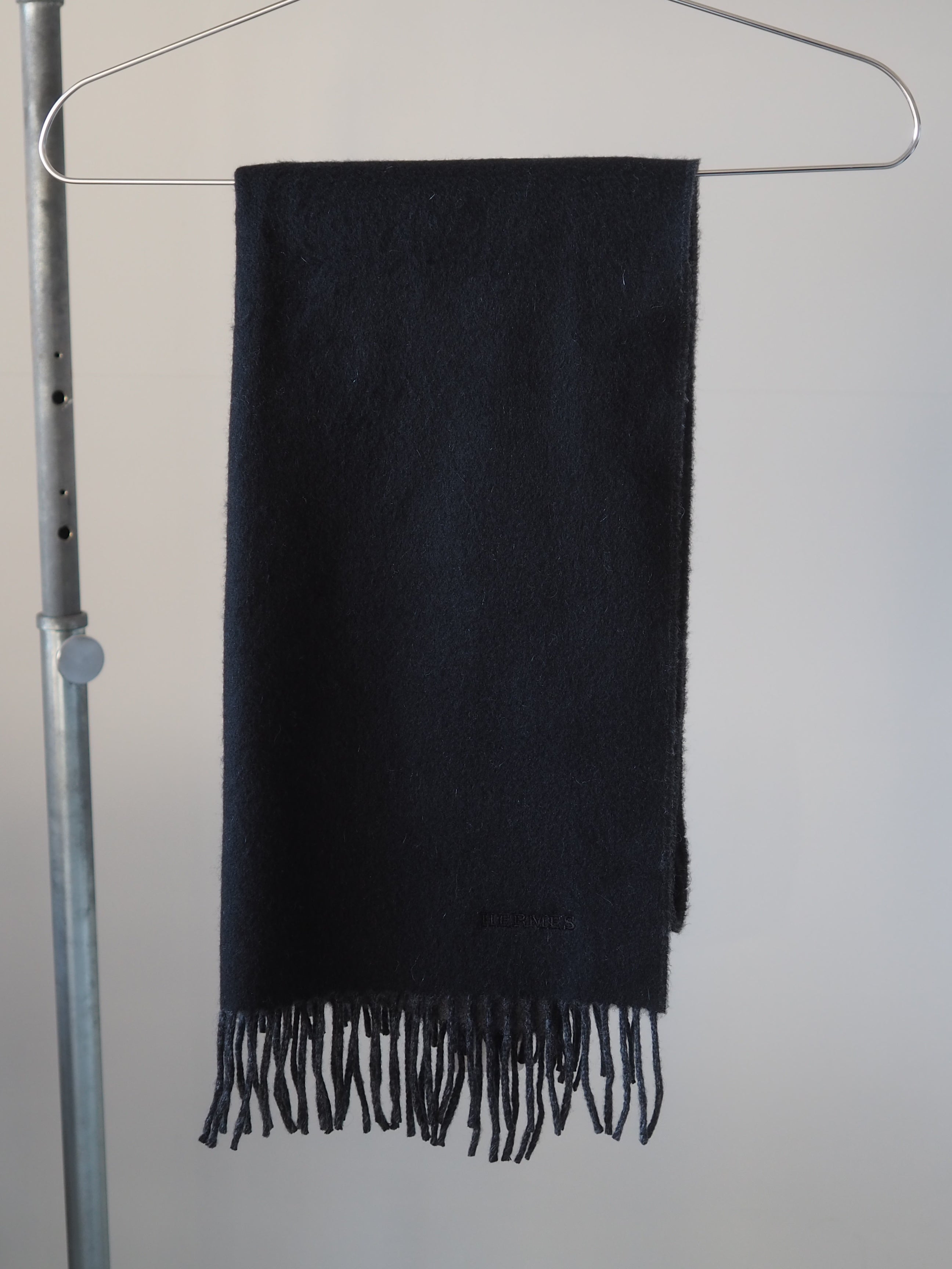 HERMÈS Reversible Bicolor Scarf