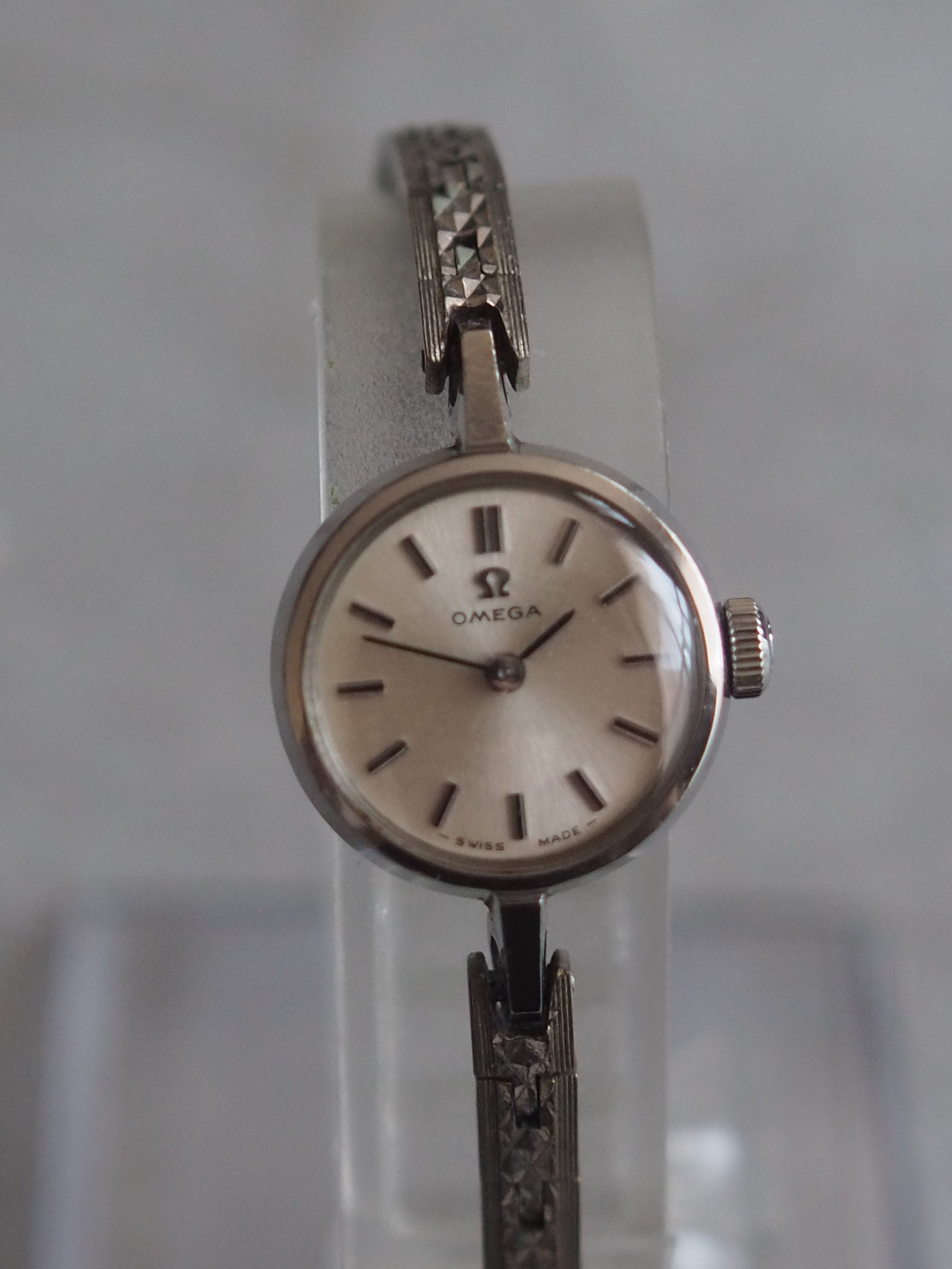 OMEGA Watch Silver Color Stainless steel Ladies Vintage Antique Authentic