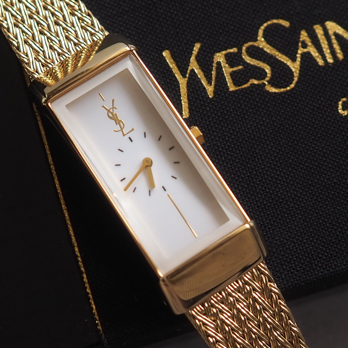 Yves Saint Laurent YSL イヴ・サンローラン スクエア ウォッチ 腕時計 