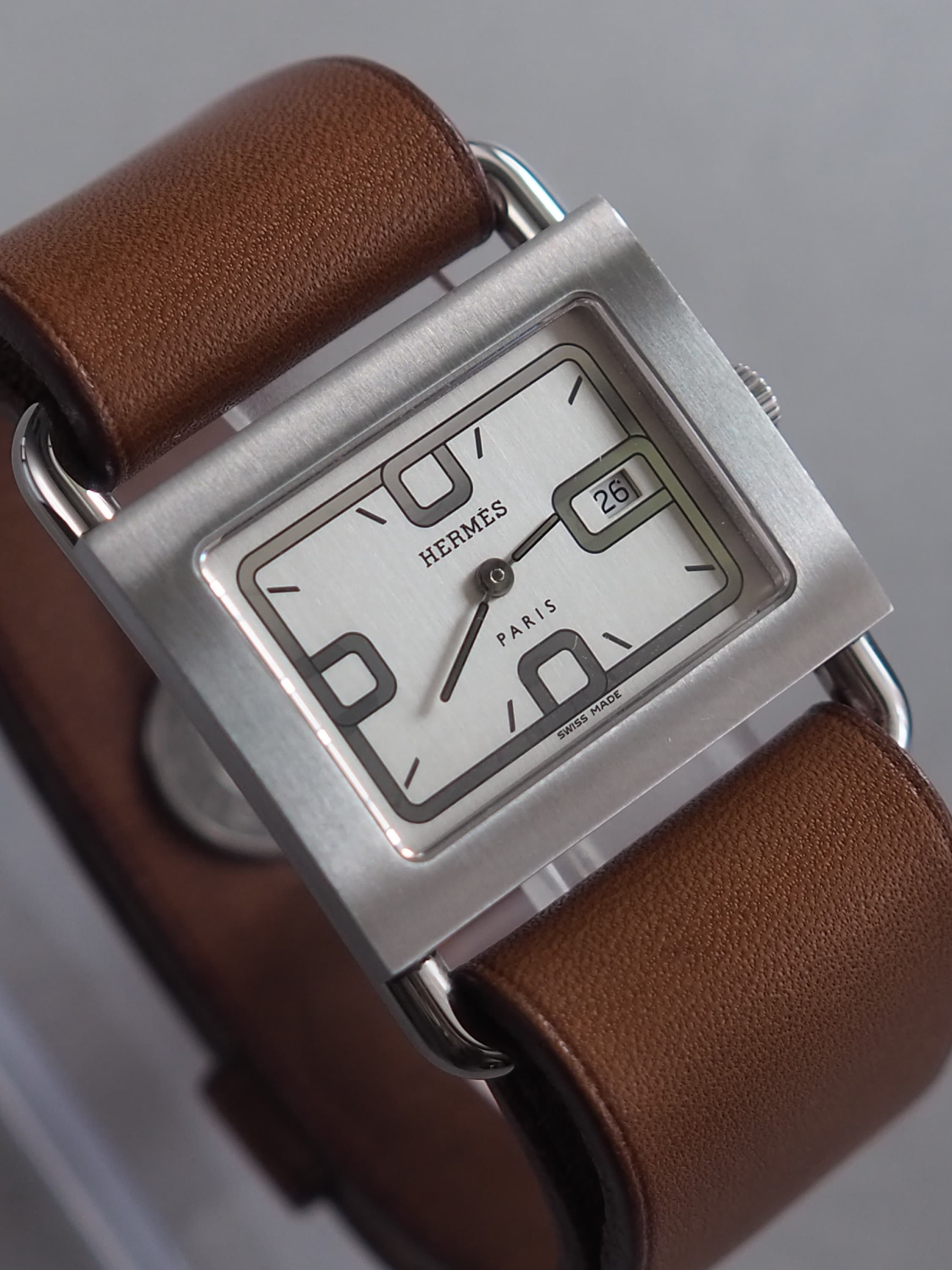 HERMES Valenia Date Silver Dial Quartz Watch Wristwatch Unisex Leather Brown Band Vintage BA1.210