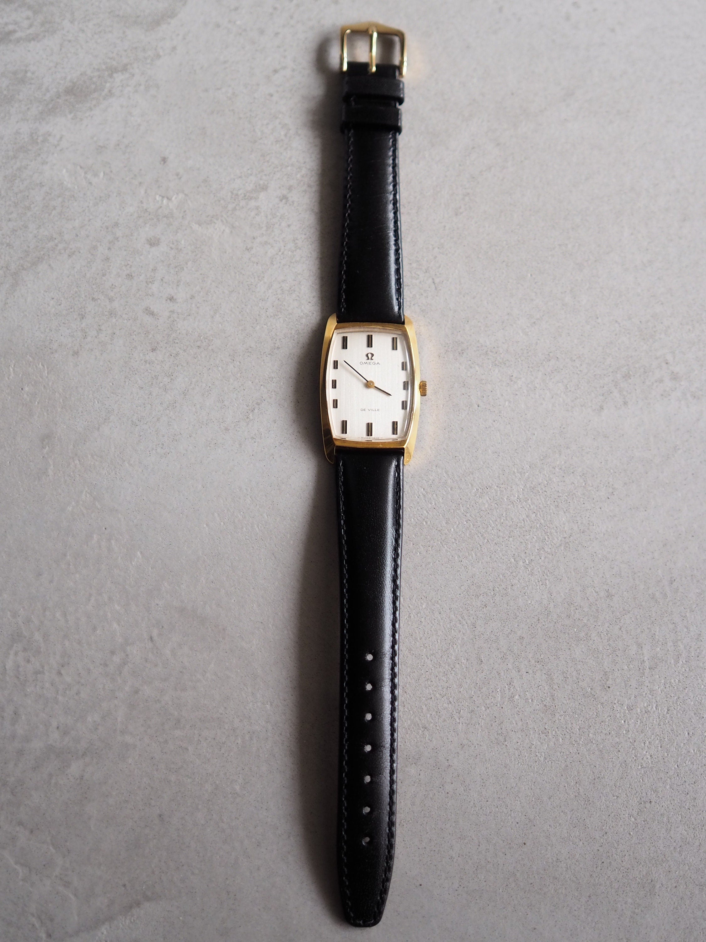 OMEGA DE VILLE Watch Gold Electroplate Stainless steel Leather Black Ladies Vintage Antique Authentic