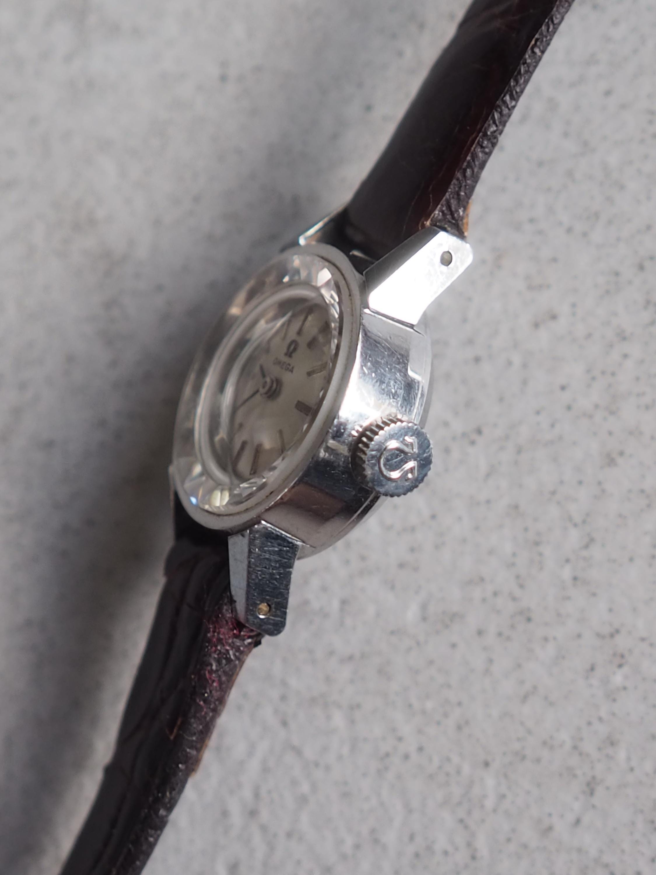 OMEGA DE VILLE Cut Glass Watch Silver Color Stainless steel Brown Leather Ladies Vintage Antique Authentic