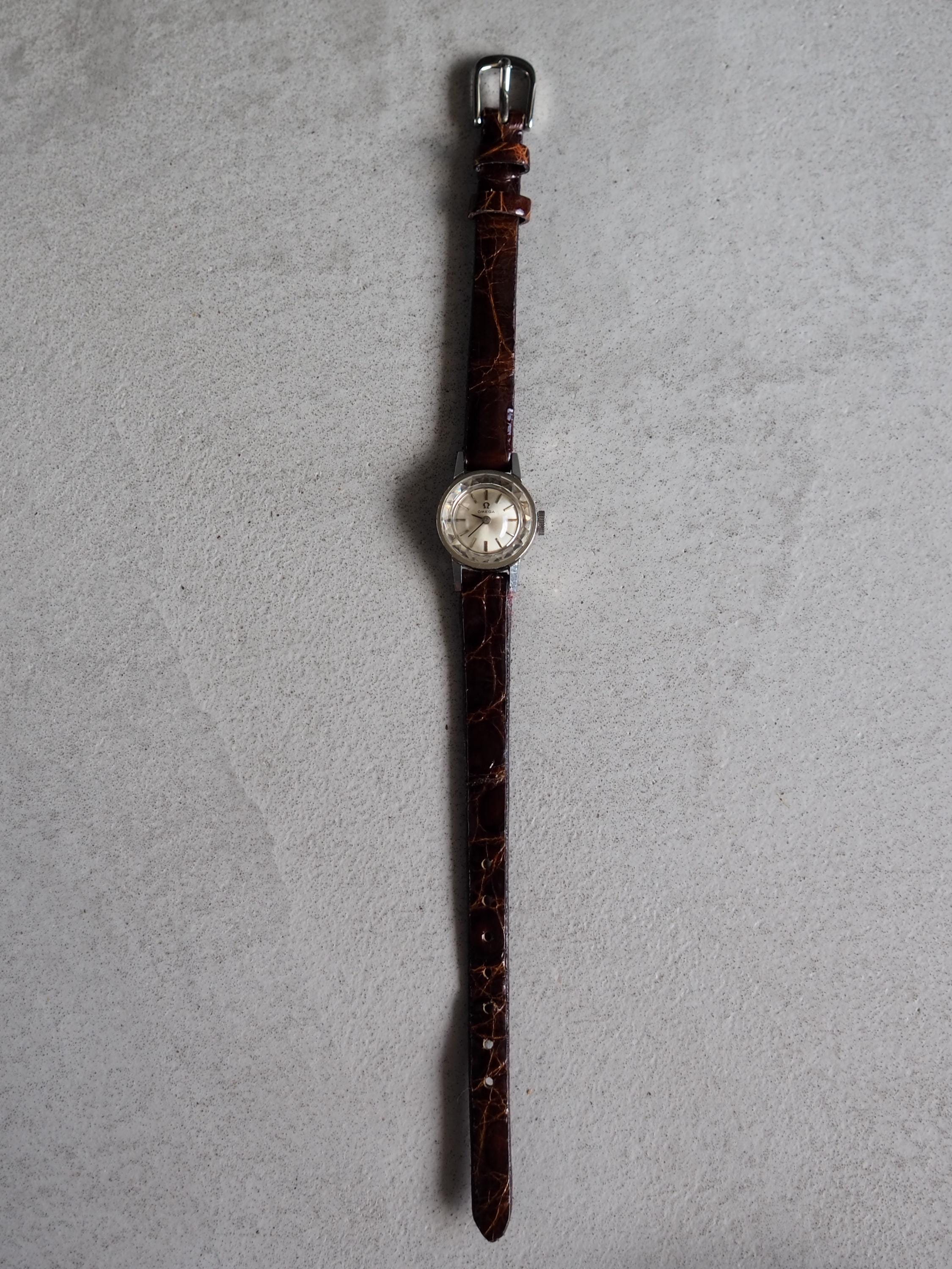 OMEGA DE VILLE Cut Glass Watch Silver Color Stainless steel Brown Leather Ladies Vintage Antique Authentic