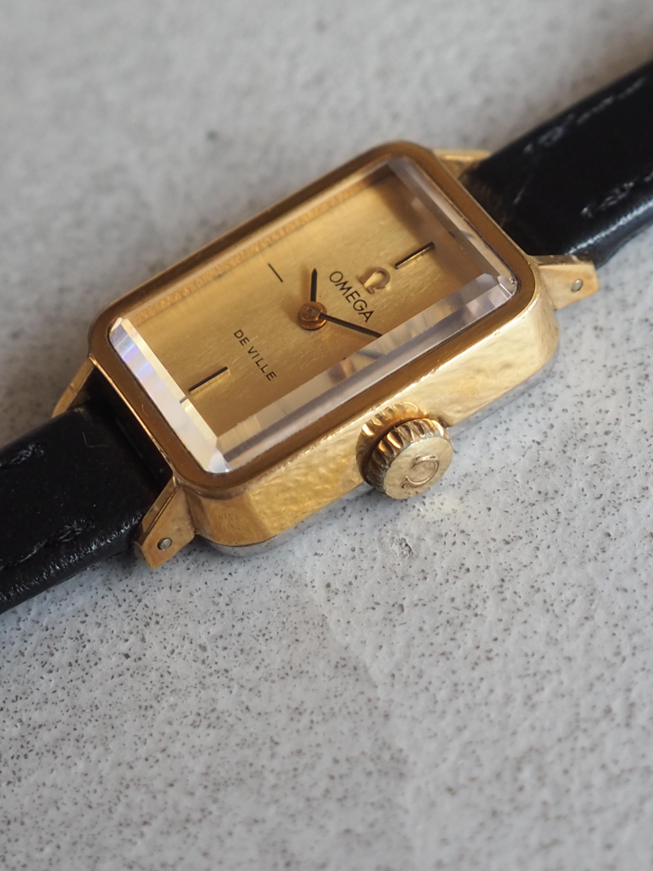 OMEGA DE VILLE Square Watch Gold Color Stainless steel Black Leather Ladies Vintage Antique Authentic