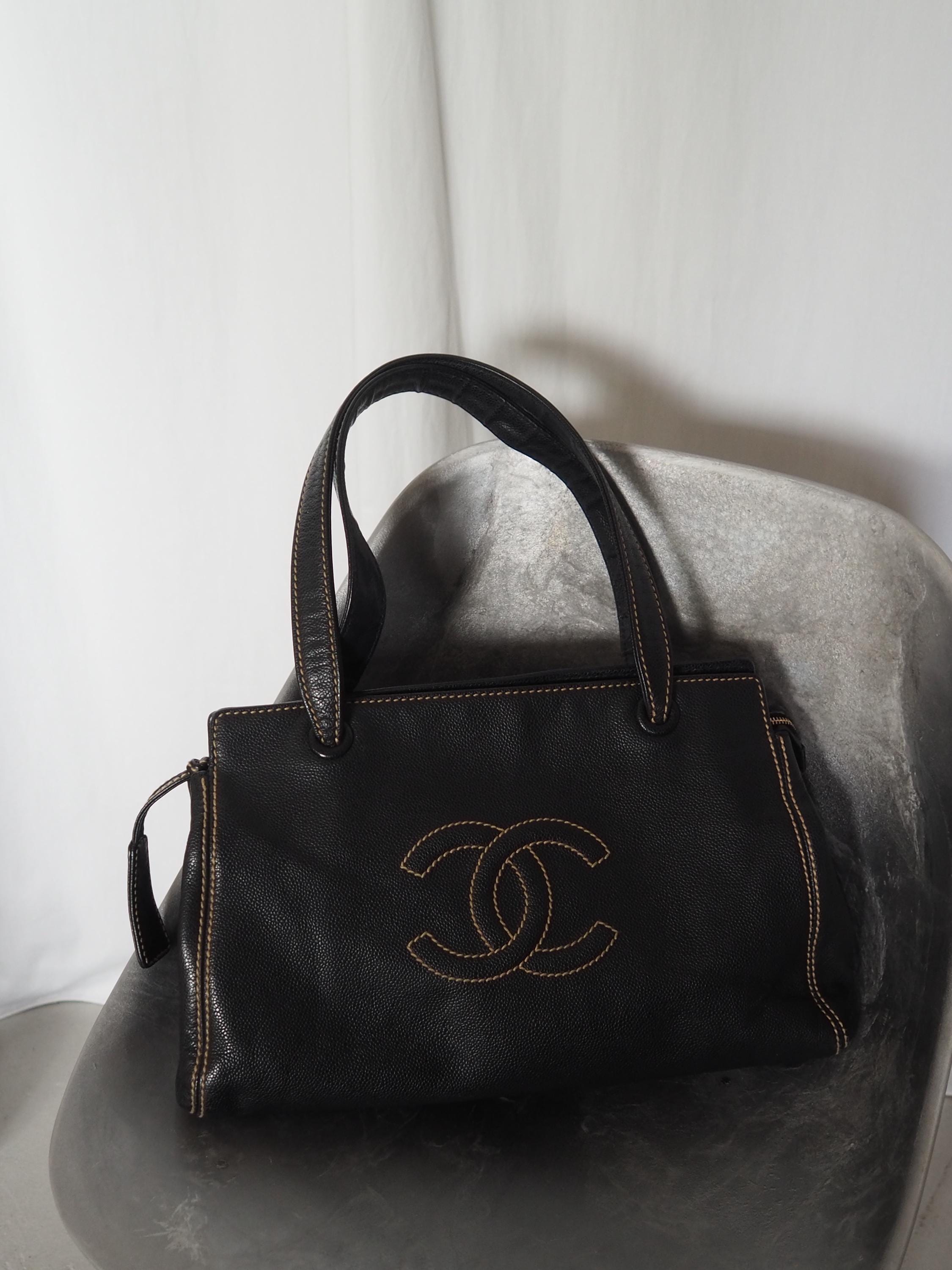 CHANEL COCO Stitch Tote Shoulder Bag Caviar Skin CC Logo Black Leather Vintage Authentic