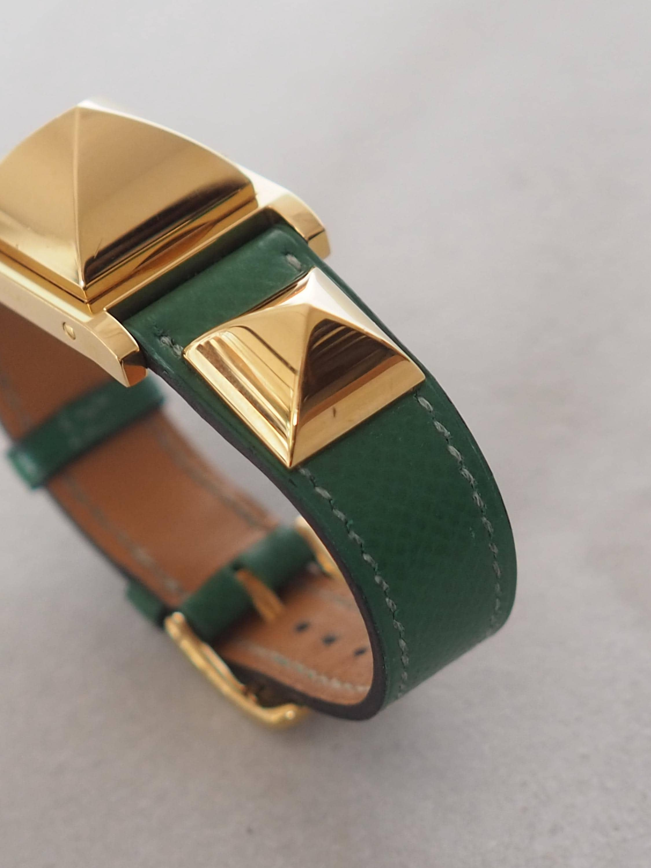 HERMES Medor Watch Wristwatch Stud Green Leather Gold Color Ladies Unisex Vintage Authentic Box