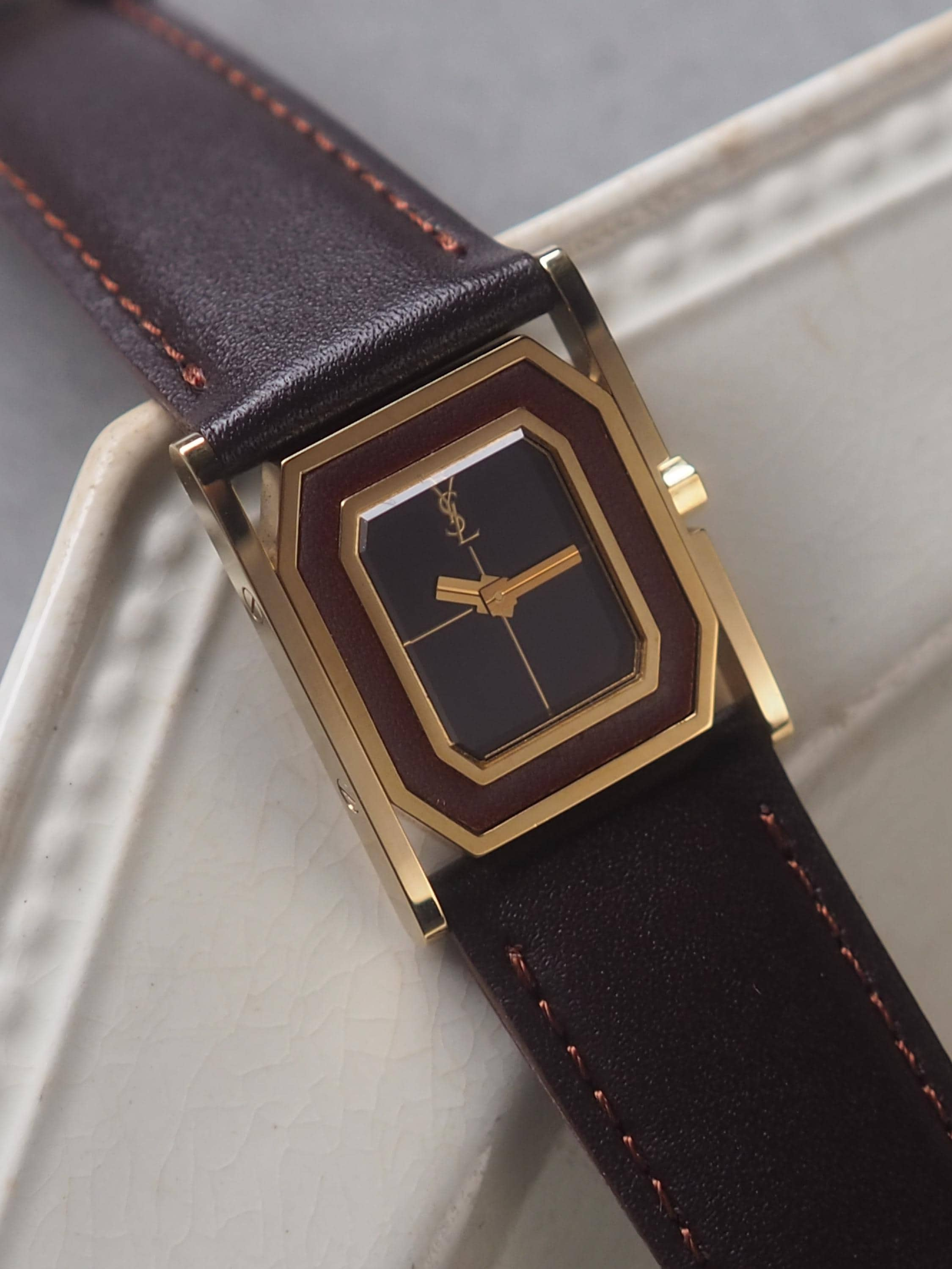 Yves Saint Laurent YSL Square Watch Wristwatch Logo Gold color Stainless steel Leather Band Vintage Authentic