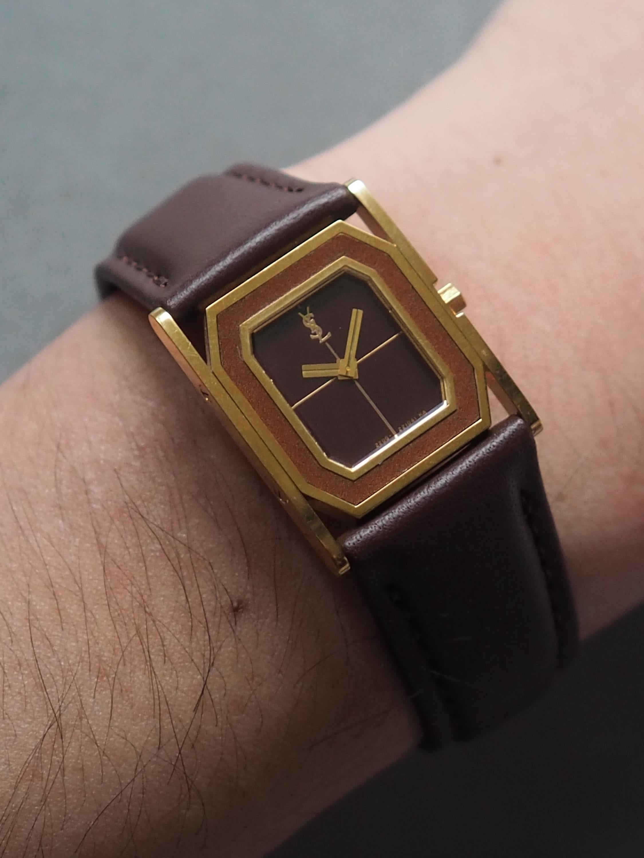 Yves Saint Laurent YSL Square Watch Wristwatch Unisex Logo Gold color Stainless steel Leather Band Vintage Authentic