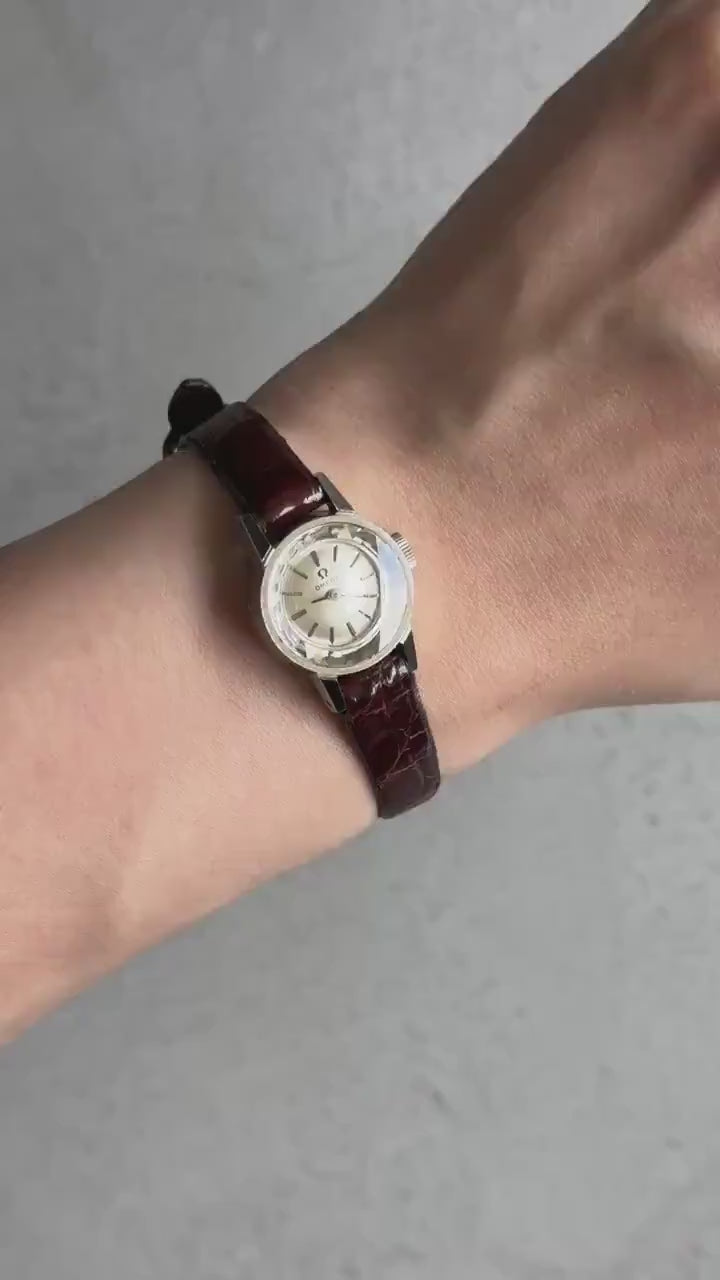 OMEGA DE VILLE Cut Glass Watch Silver Color Stainless steel Brown Leather Ladies Vintage Antique Authentic