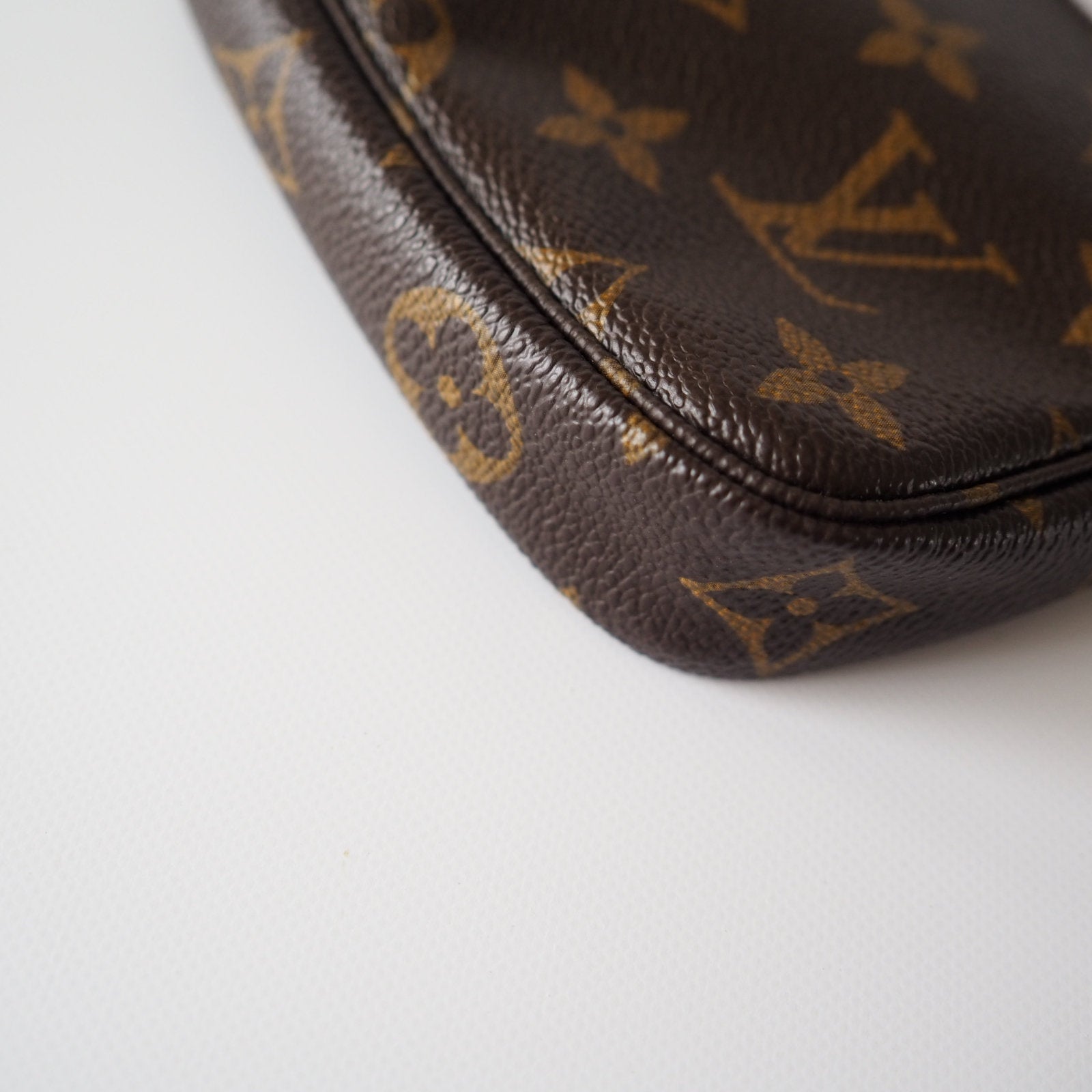 Louis Vuitton  Monogram mini Pouch Limited  Vintage With  Strap Authentic