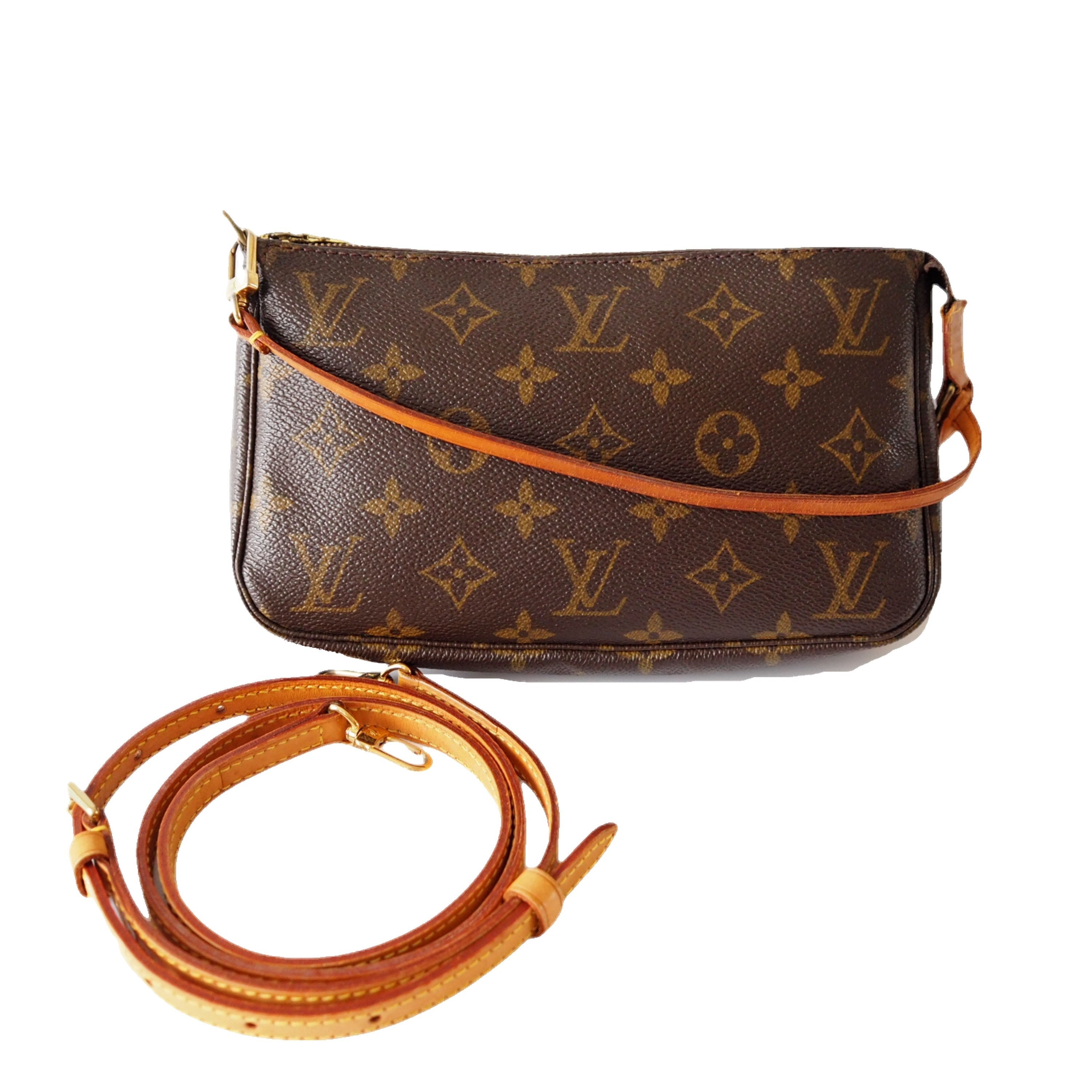 LOUIS VUITTON  Monogram Pochette Accessoires Pouch Mini hand Bag With Shoulder Strap Vintage Authentic