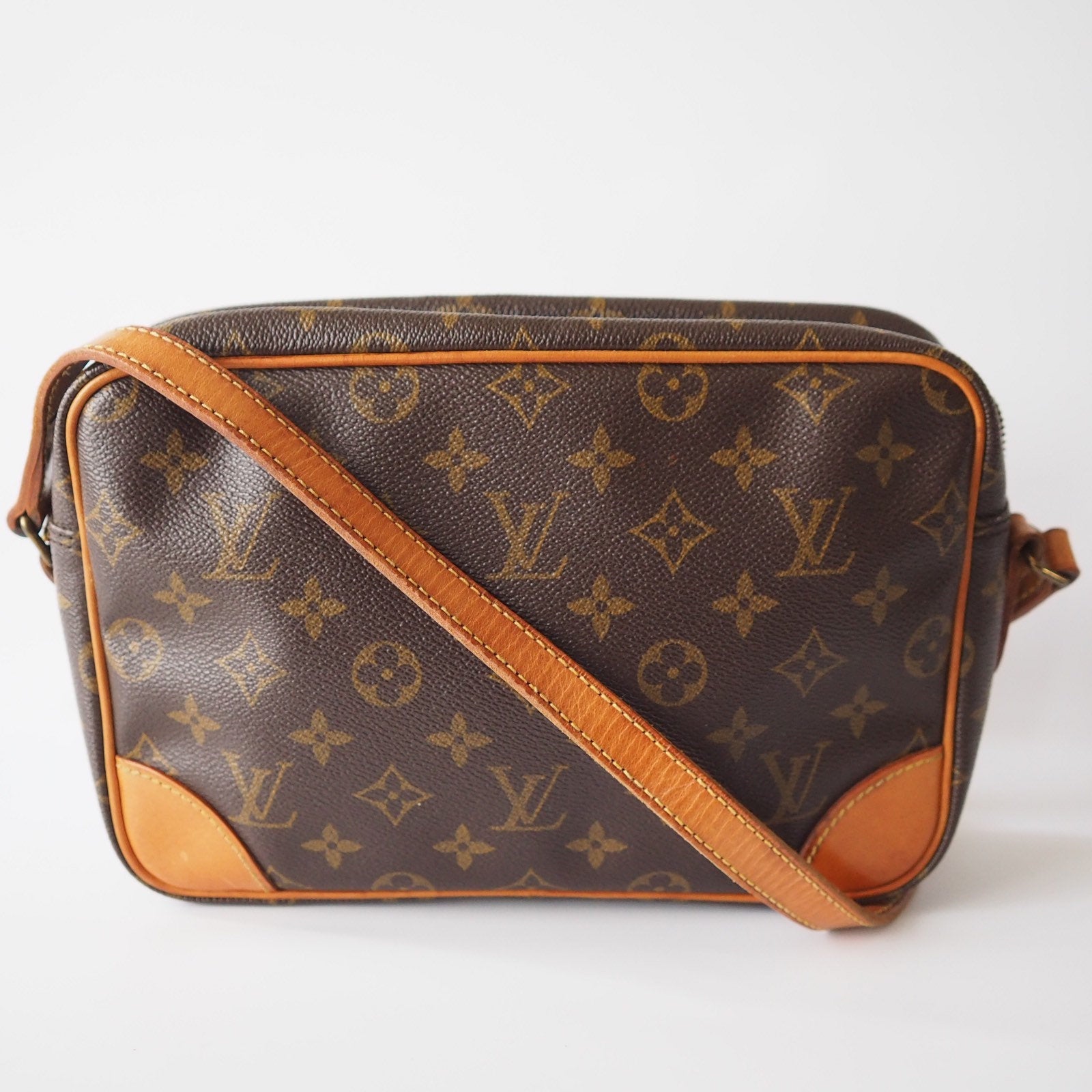 LOUIS VUITTON Trocadero 27 Monogram Shoulder Bag M51274 Authentic Vintage