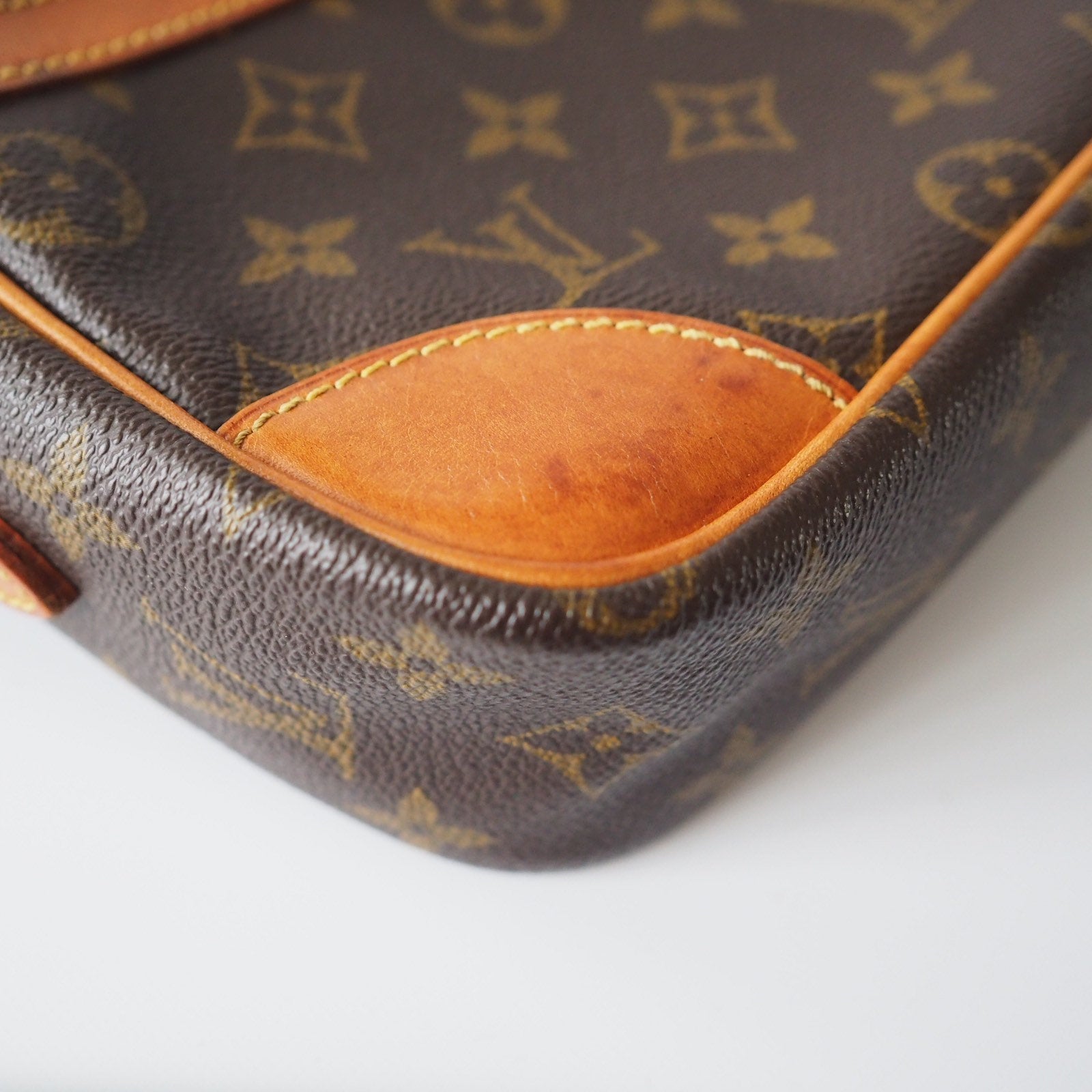 LOUIS VUITTON Trocadero 27 Monogram Shoulder Bag M51274 Authentic Vintage