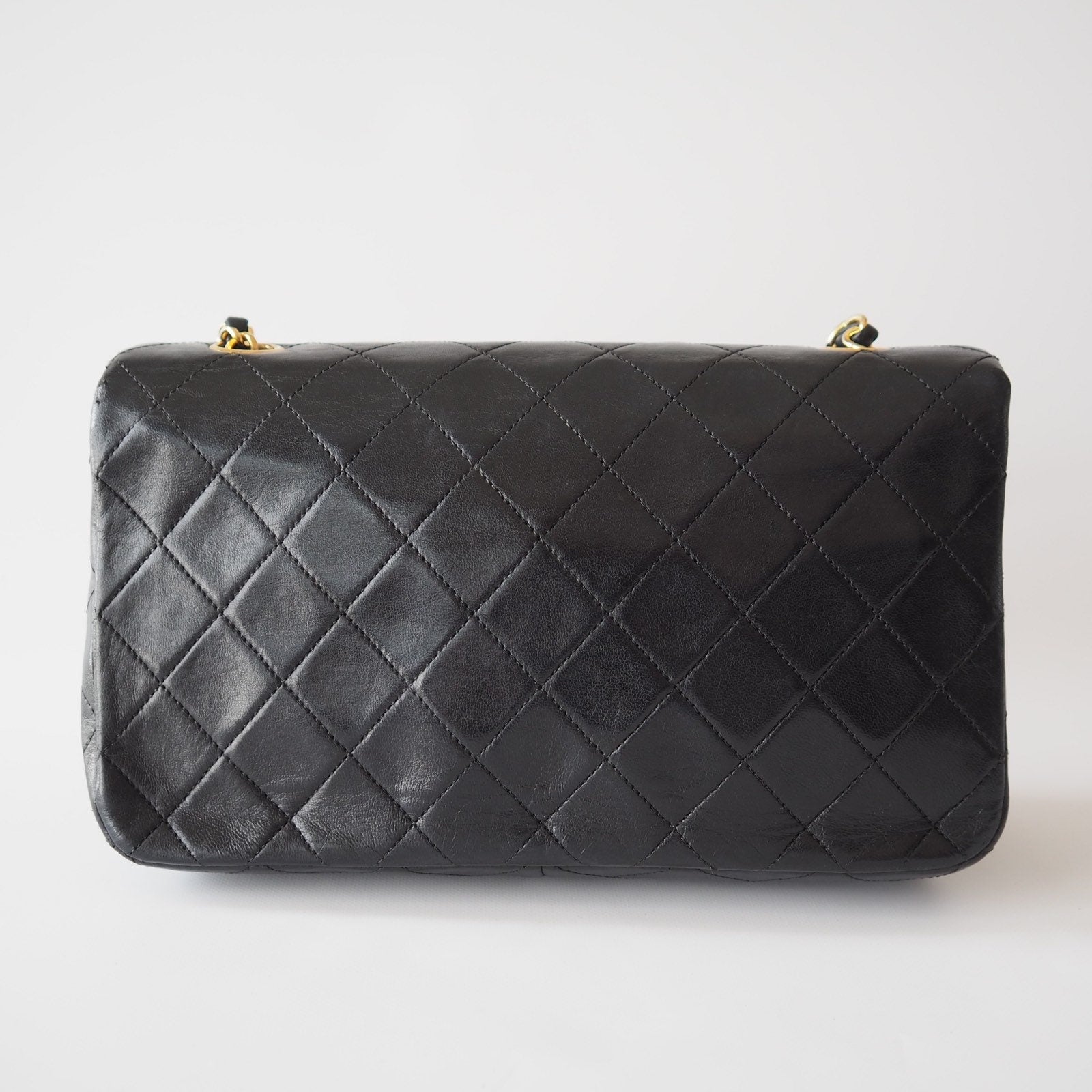 CHANEL Matelasse Quilted CC Single Chain Mini Shoulder Bag Black Leather Authentic