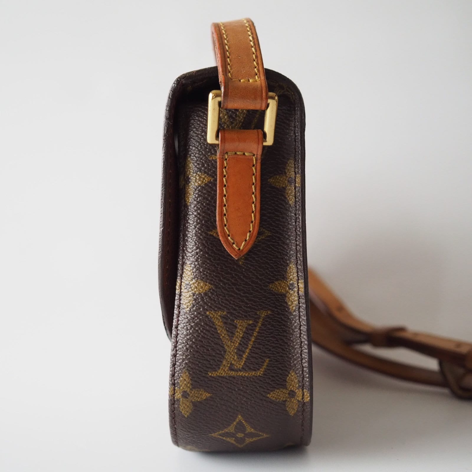 LOUIS VUITTON  Monogram Saint Cloud PM Shoulder Bag lV Vintage Cross body Authentic