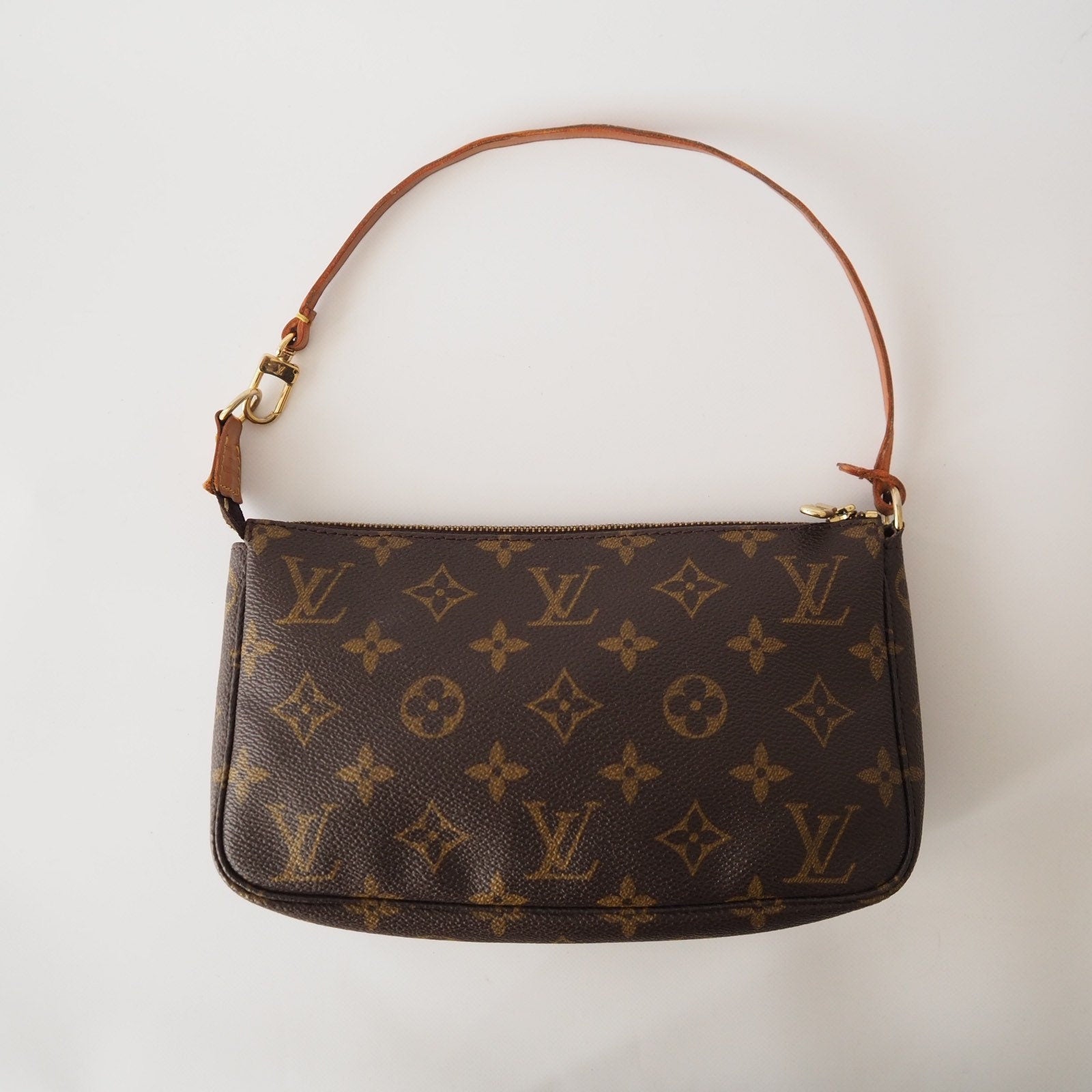 LOUIS VUITTON  Monogram Pochette Accessoires Pouch Mini hand Bag Vintage Authentic