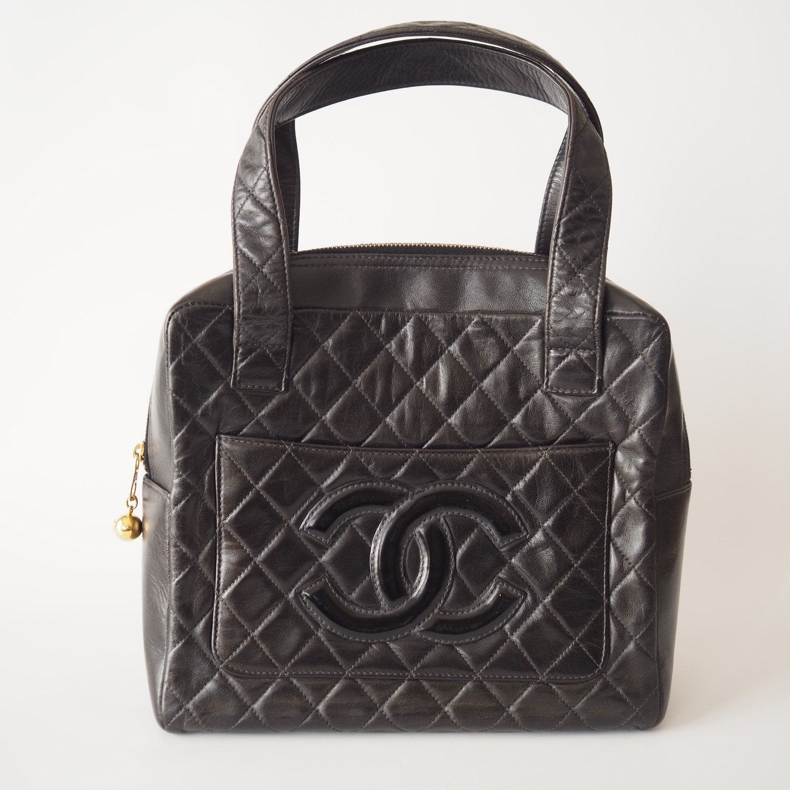 CHANEL Quilted CC Hand Bag Black Leather Vintage Authentic