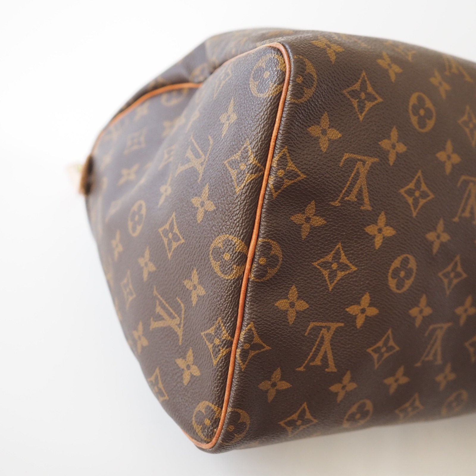 Authentic LOUIS VUITTON Speedy 40 Monogram Boston Hand Bag Purse Travel bag