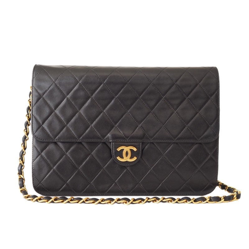 CHANEL Matelasse Quilted CC Logo  Chain Shoulder Bag Black vintage Authentic