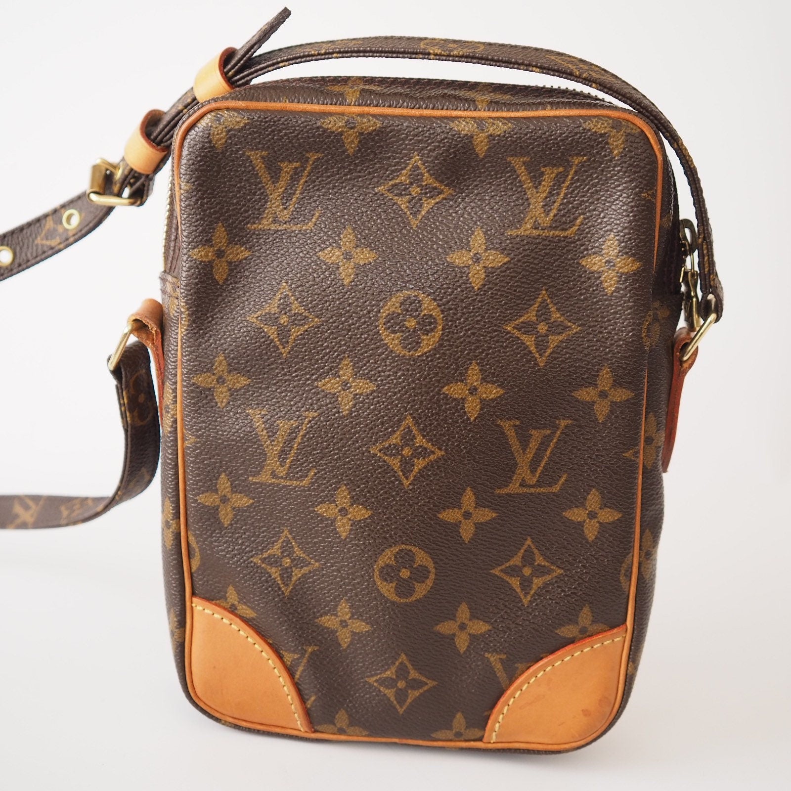 Louis Vuitton Shoulder Bag Danube  Browns Monogram  vintage lv Authentic