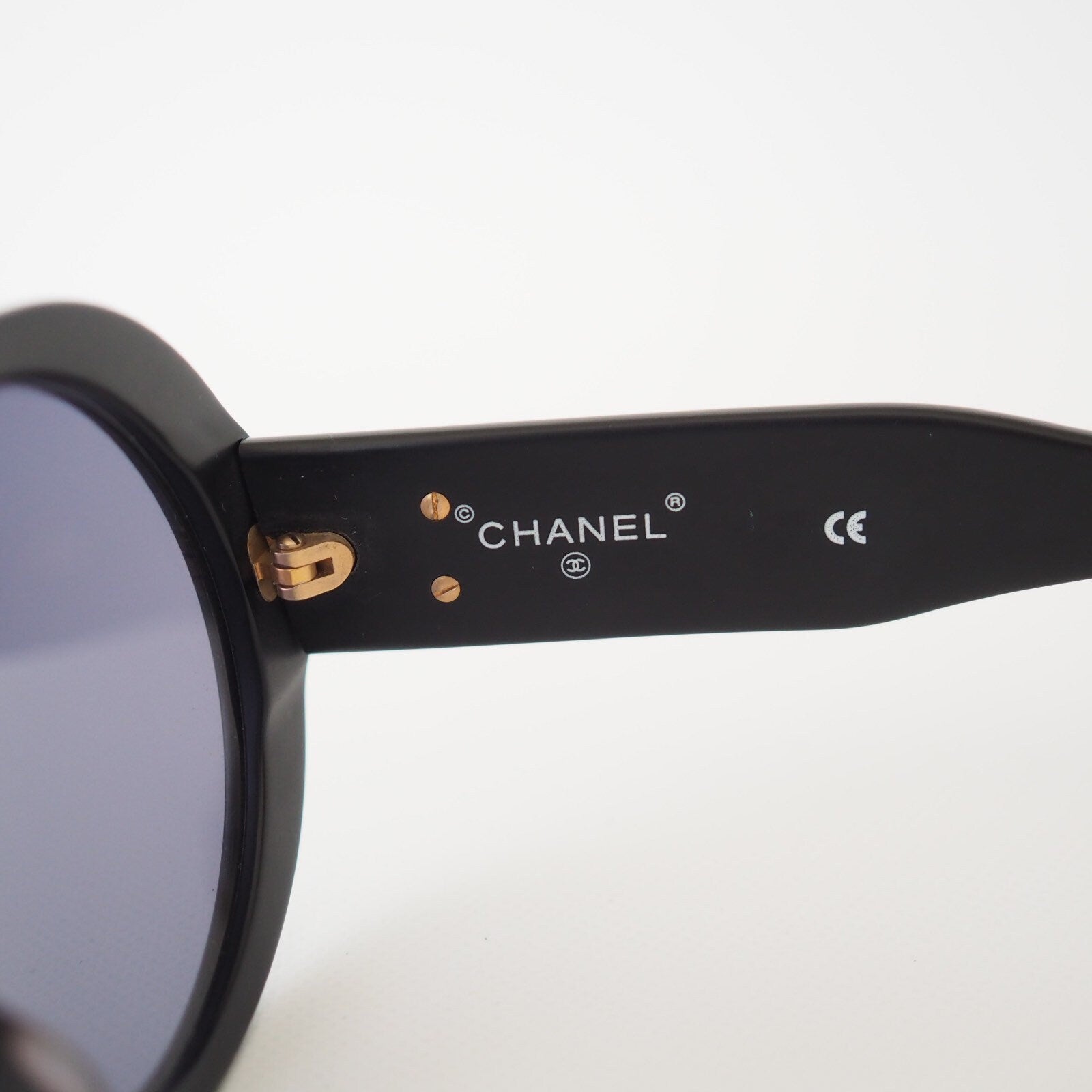 CHANEL CC Logo CHANEL Sunglasses Black Vintage