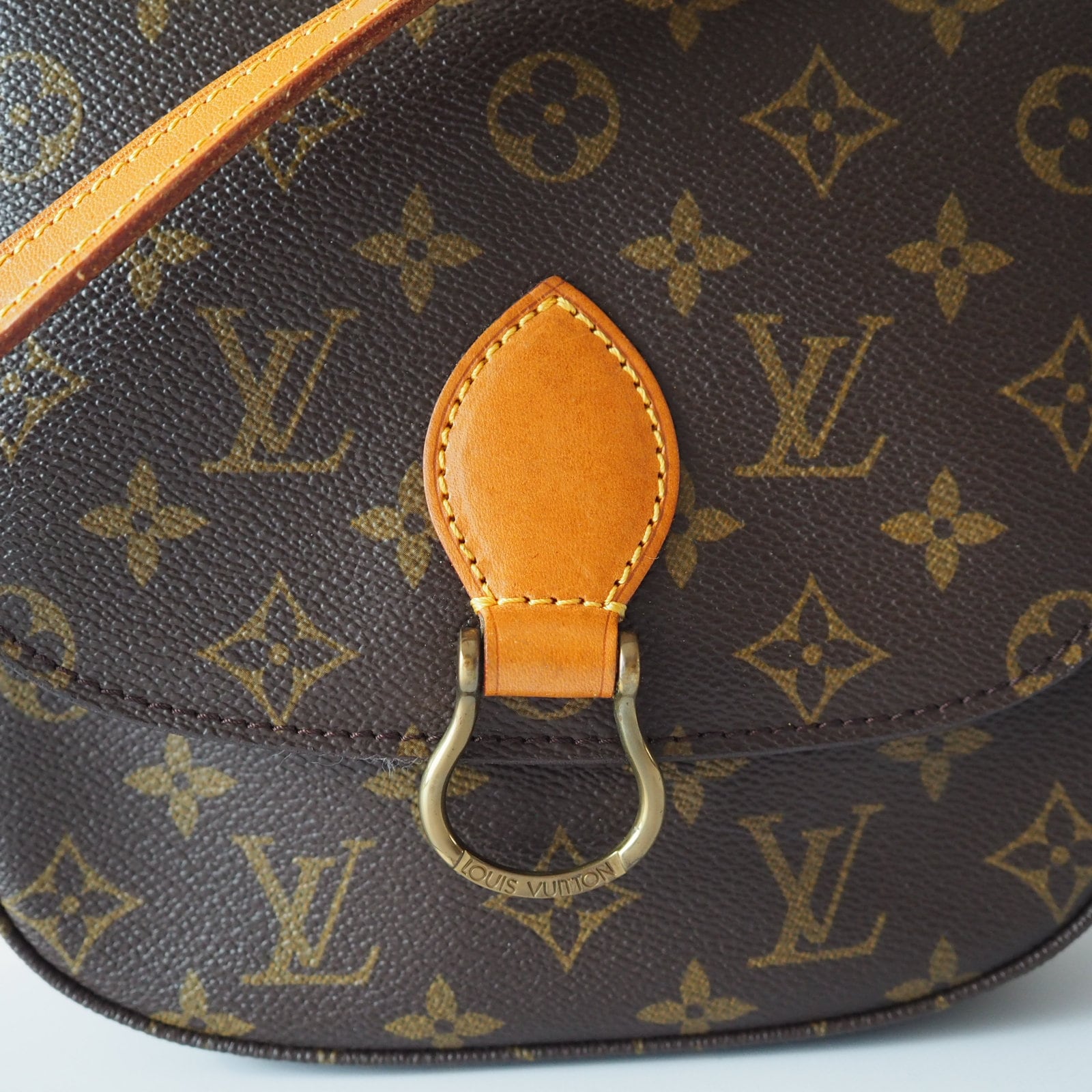 LOUIS VUITTON  Monogram Saint Cloud MM Shoulder Bag lV Authentic