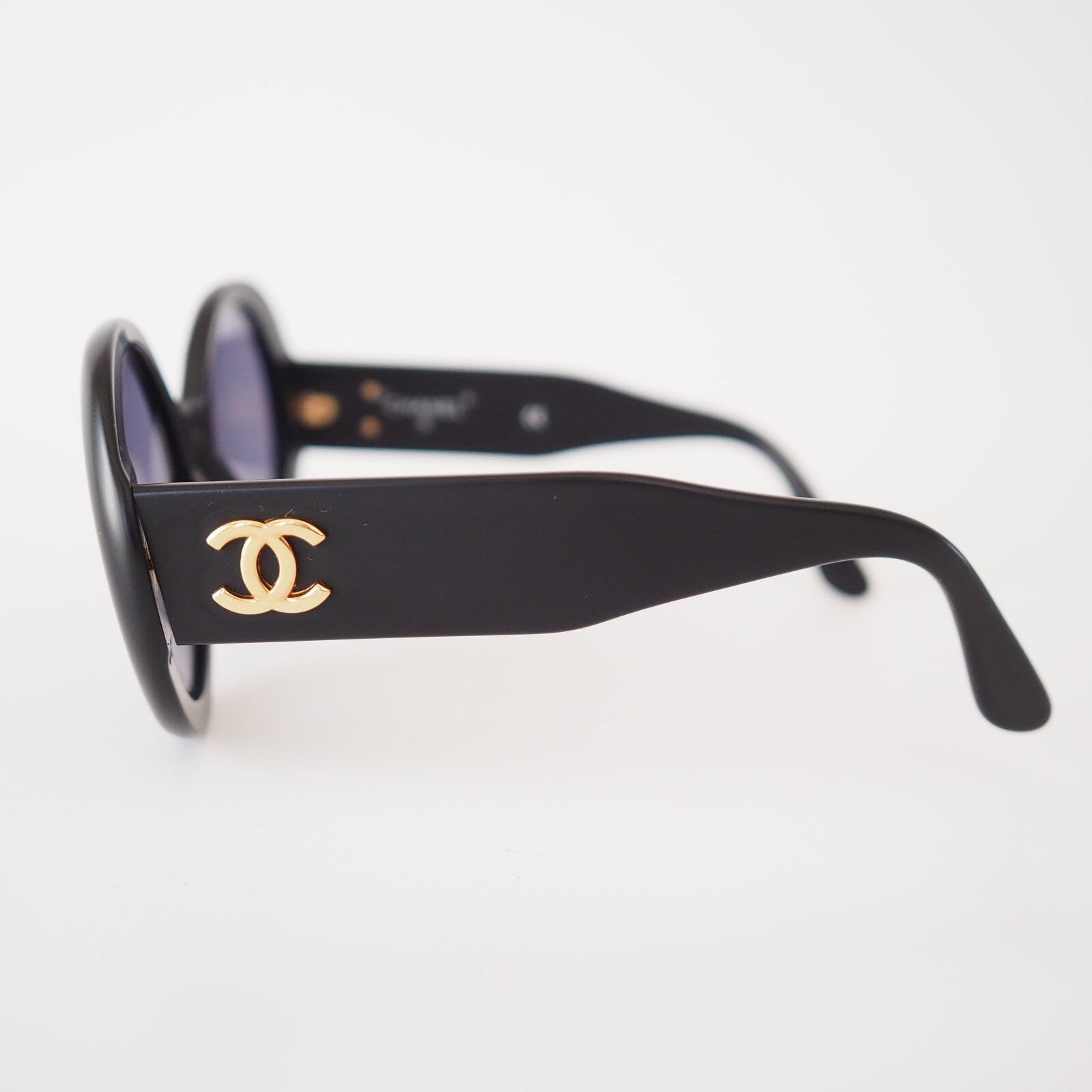 CHANEL CC Logo CHANEL Sunglasses Black Vintage