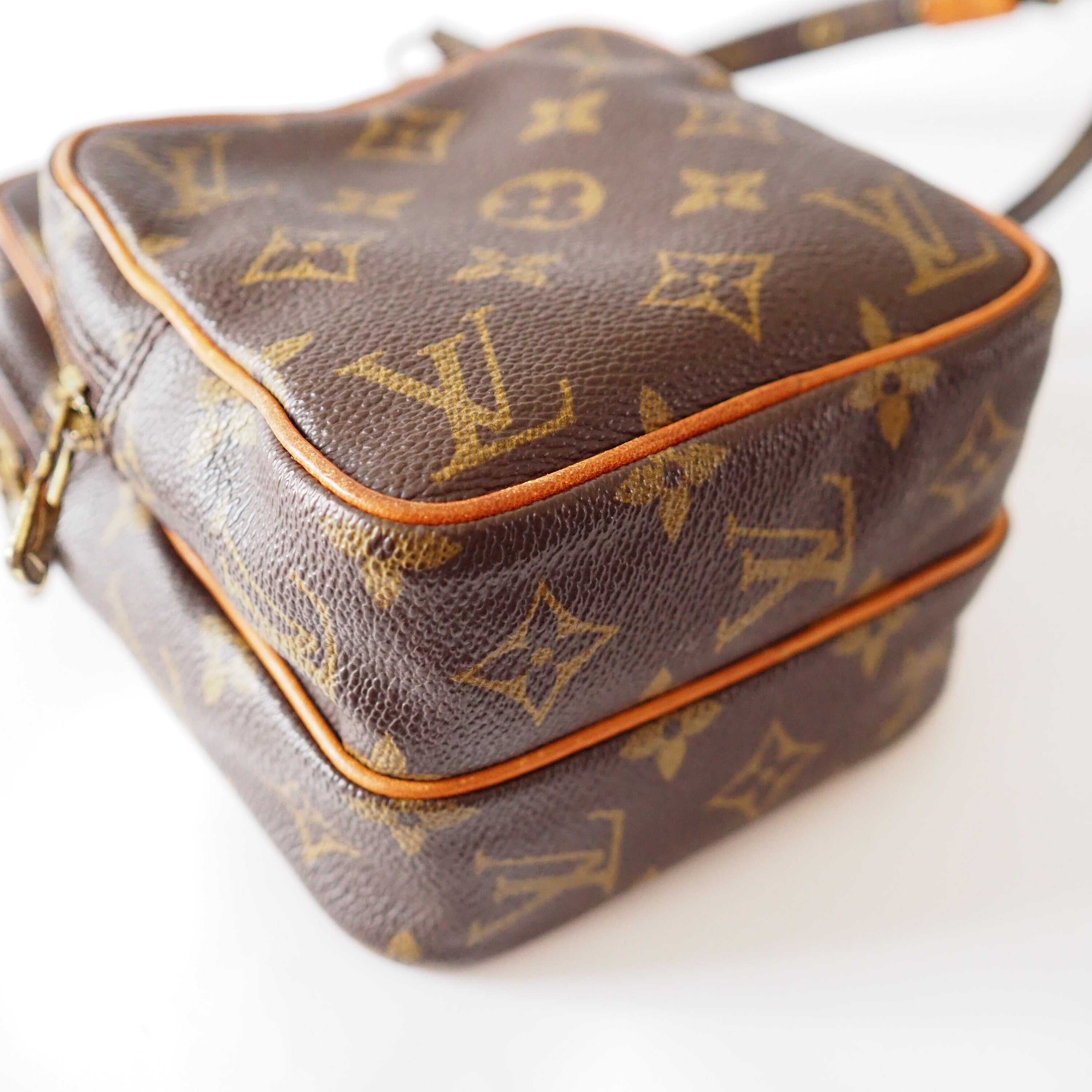 LOUIS VUITTON Monogram Mini Amazon Shoulder Bag Purse Authentic