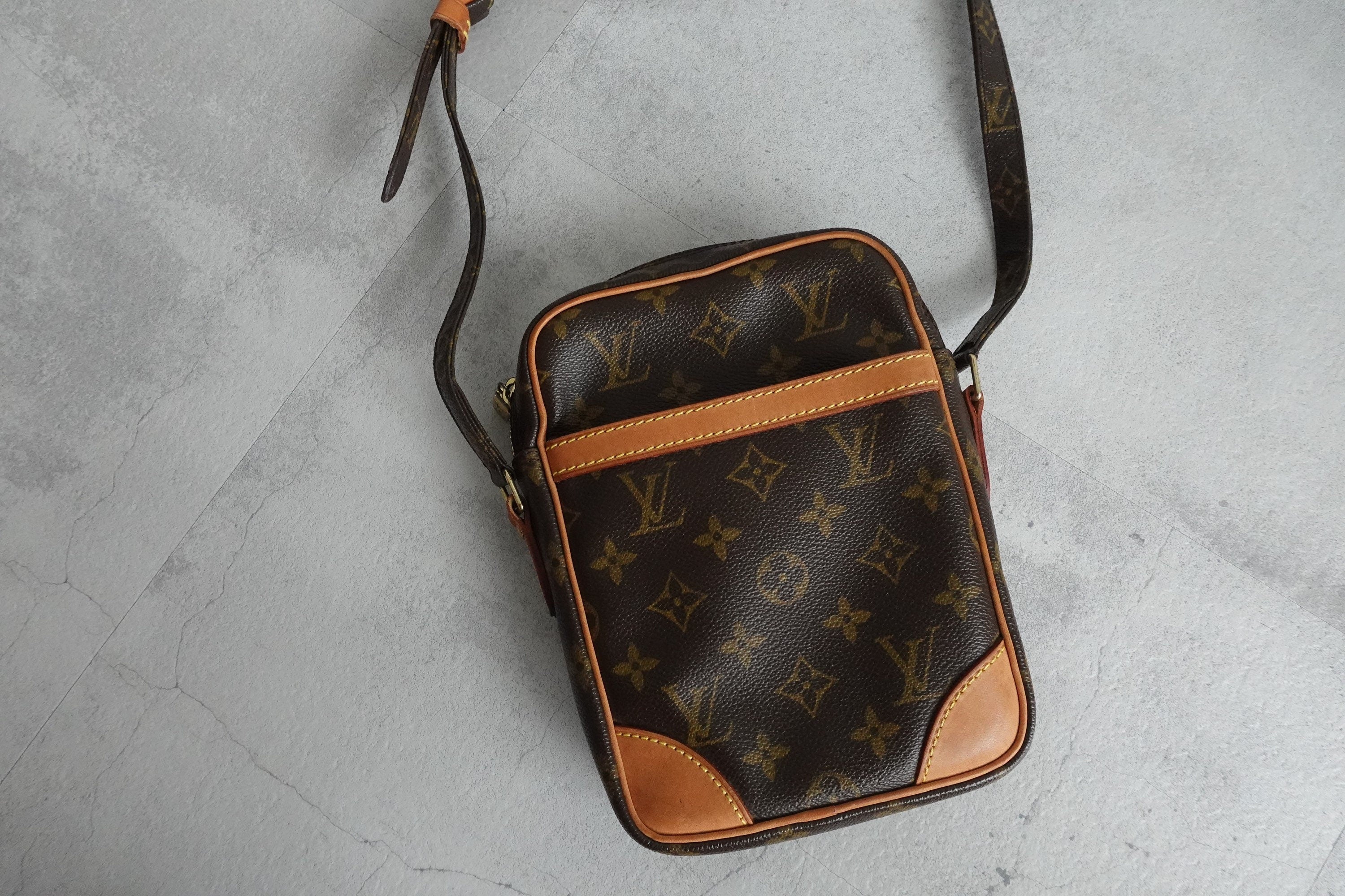 LOUIS VUITTON Monogram Danube Shoulder Bag Brown Vintage lv Authentic