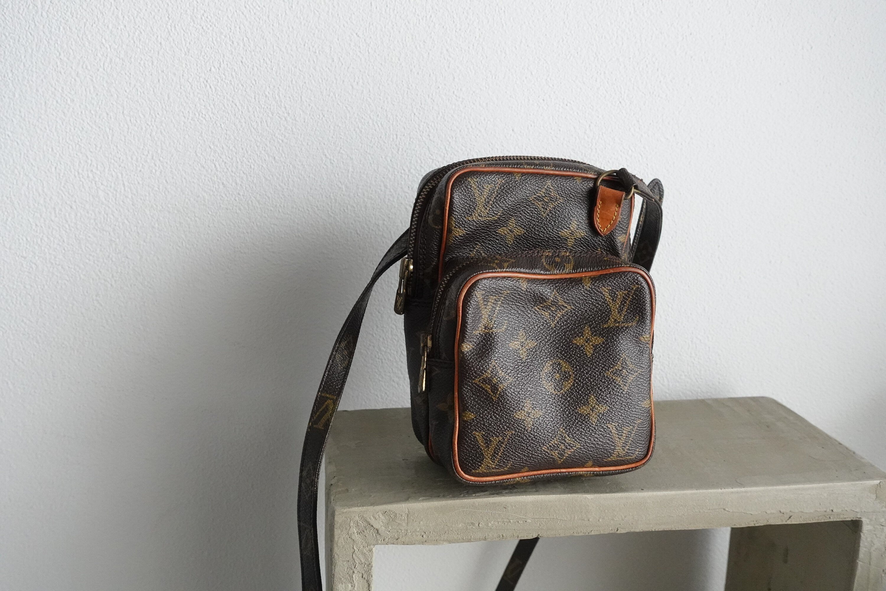 LOUIS VUITTON Monogram Mini Amazon Shoulder Bag Purse Authentic