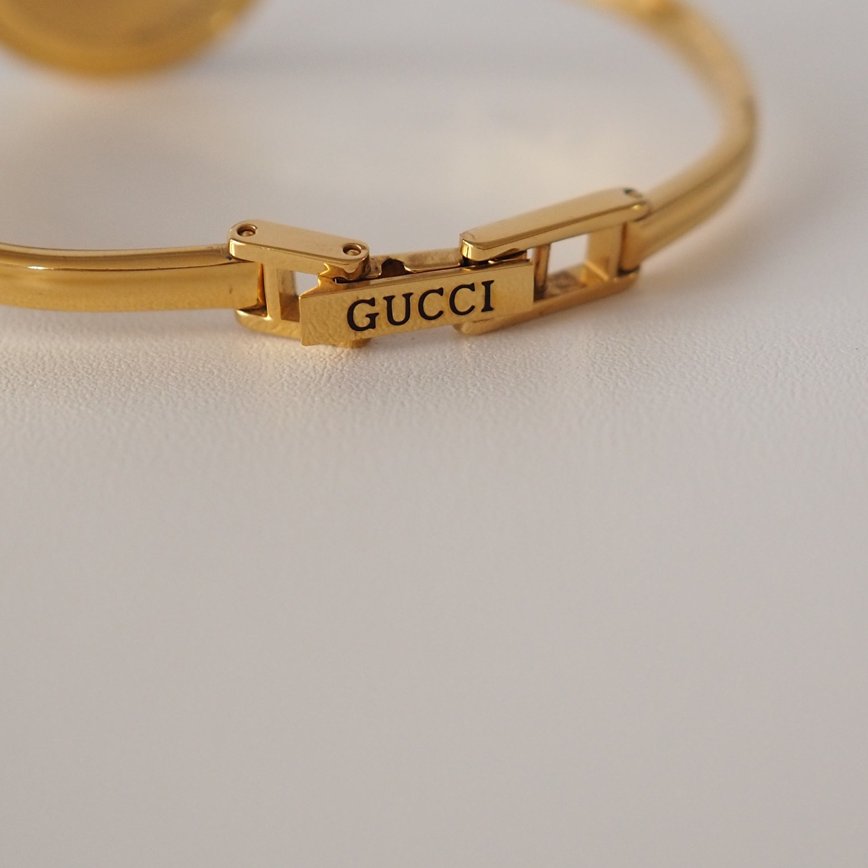 GUCCI Accessories Change Bezel 12 colors Bangle watch Wristwatch Gold