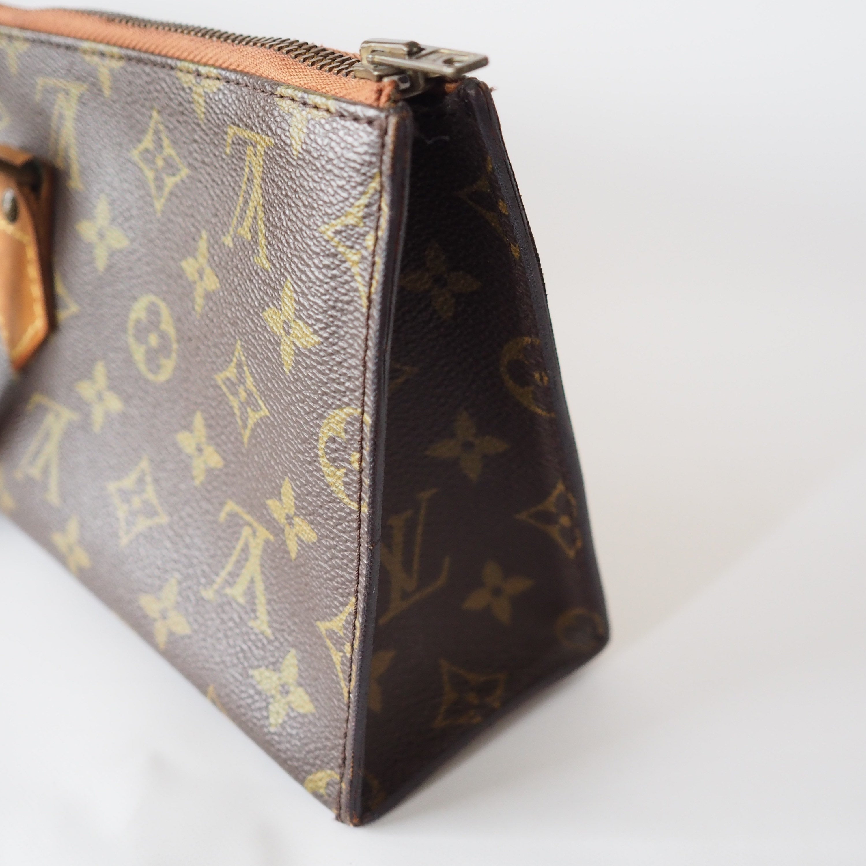 LOUIS VUITTON Monogram Sac Triangle Hand Bag Vintage Authentic