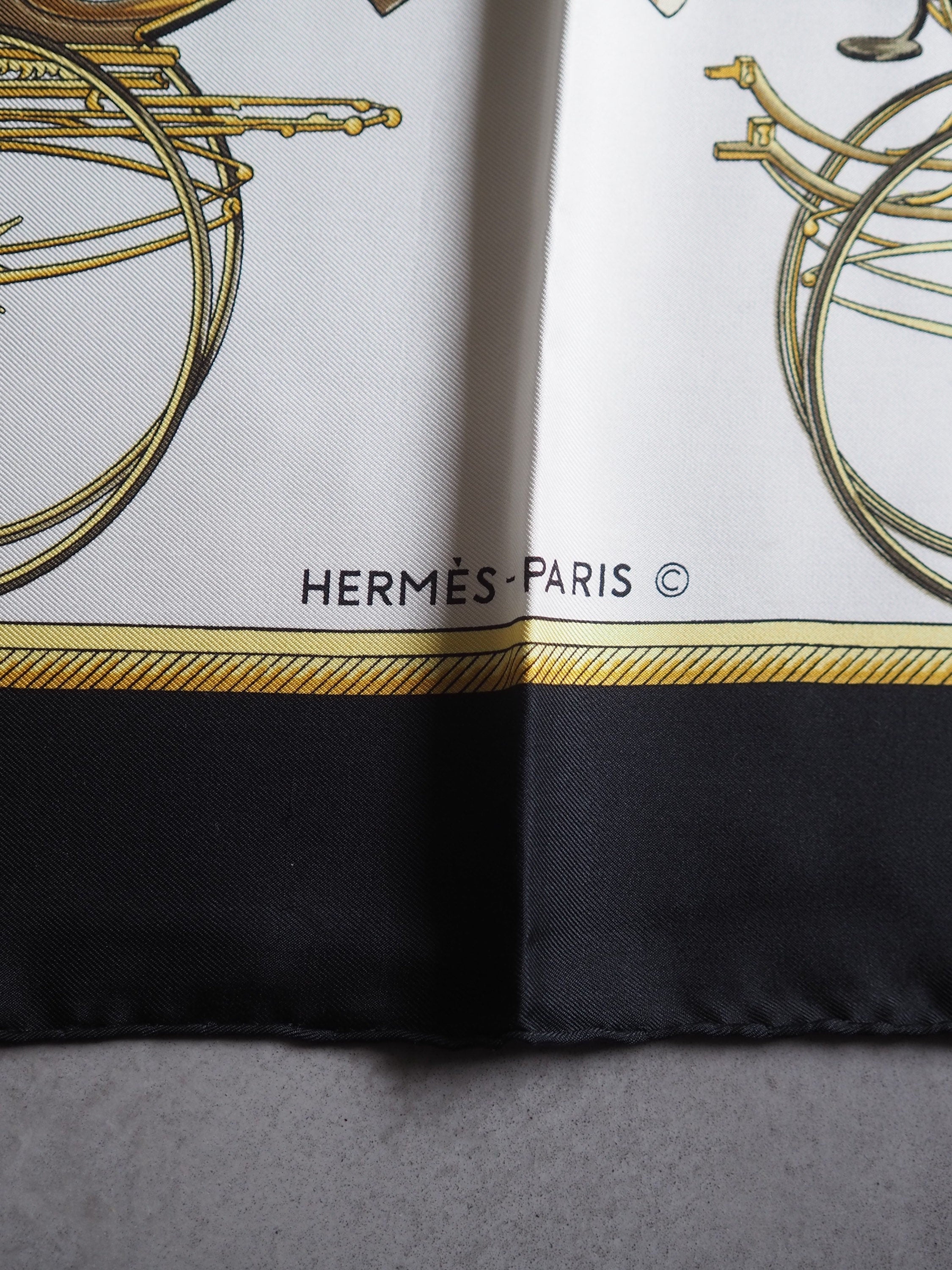 HERMES Les Voitures a Transformation Scarf Navy Orange Authentic